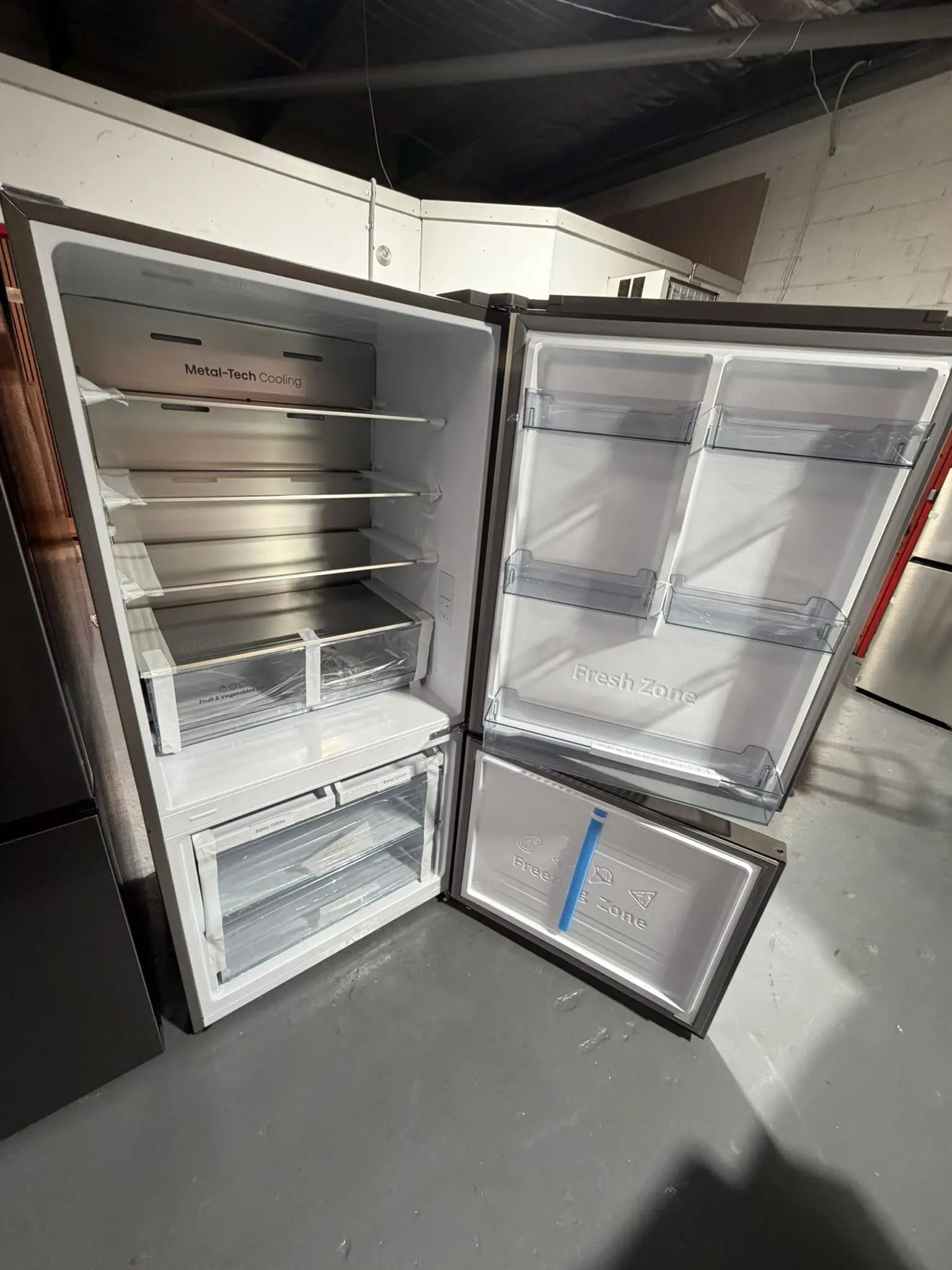 Factory Seconds Hisense 503L Bottom Mount Fridge | ALEXANDRIA