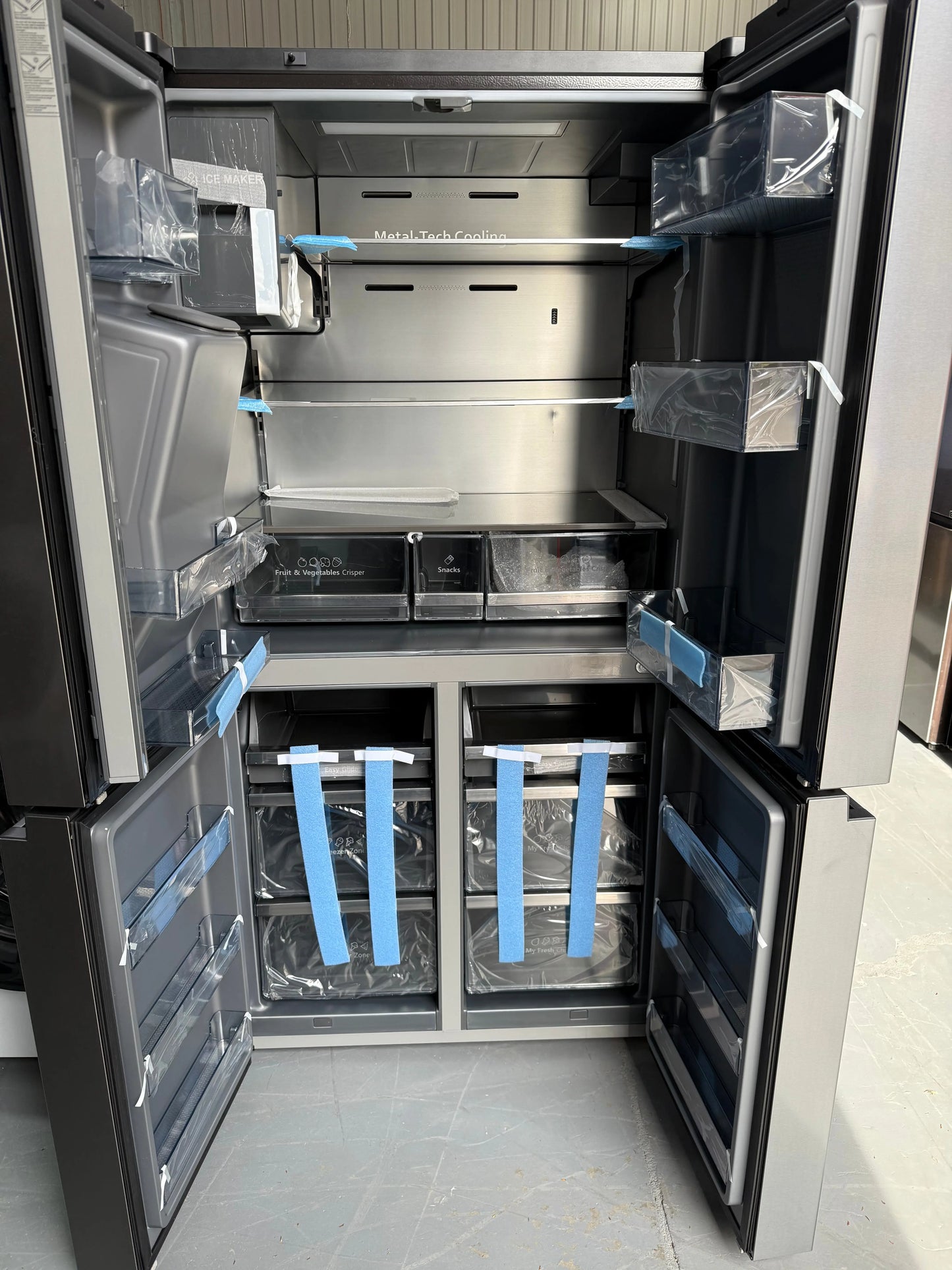 Factory Seconds Hisense 585 Litres Fridge Freezer and Hisense 8.5 kgs Washing Machine | ADELAIDE