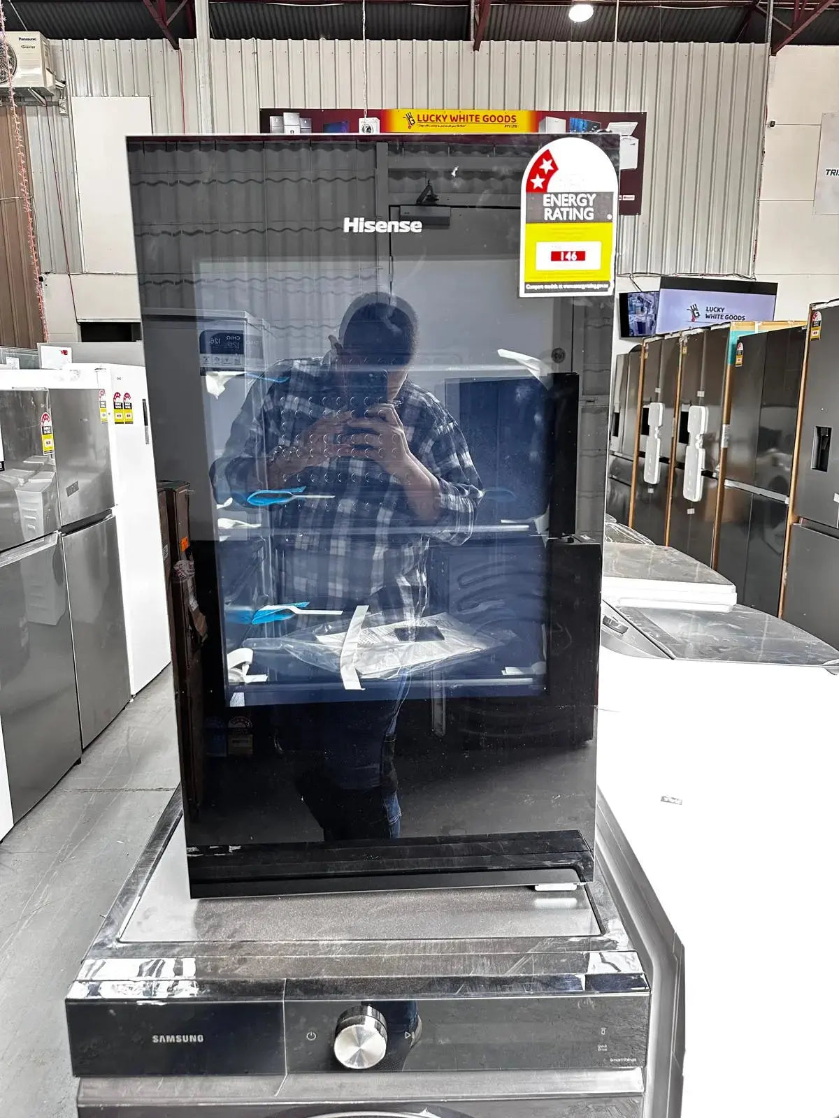 Factory Seconds Hisense 91L Can Beverage Centre – Compact HRBC91 | ADELAIDE