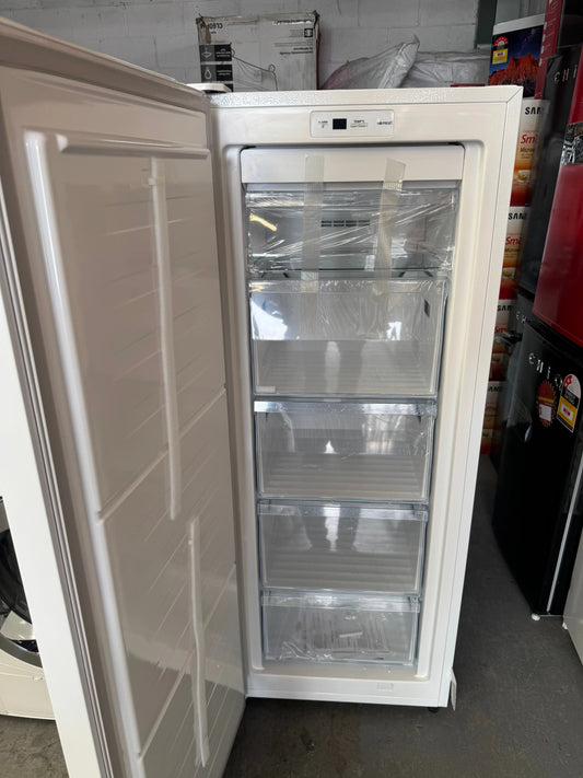 Factory Seconds Hisense Upright Freezer 155 L | SYDNEY