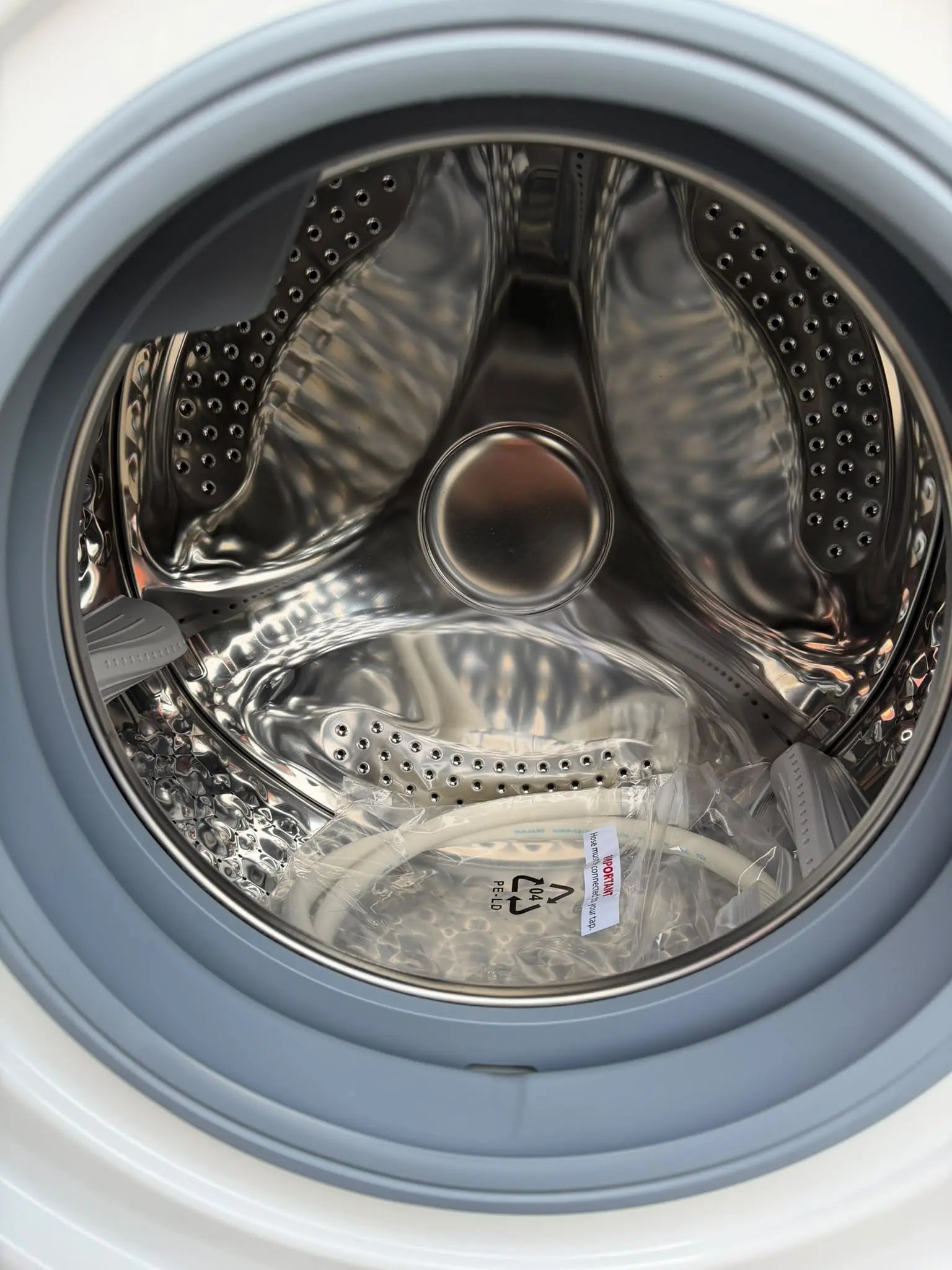 Factory Seconds Kenmore 247L + Stirling 6kg Combo | MELBOURNE