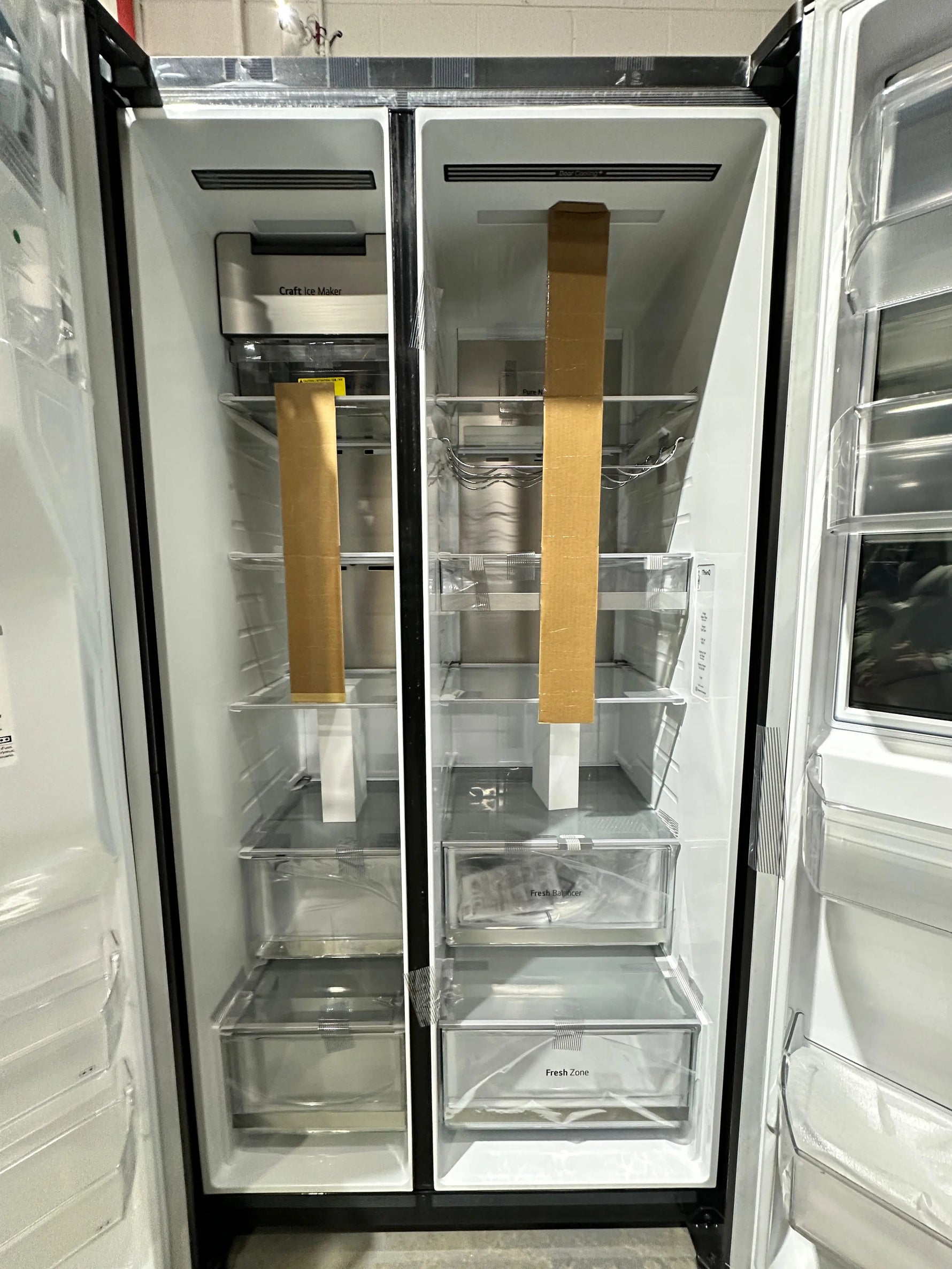 Factory Seconds LG 635L InstaView Side by Side Fridge Freezer | ADELAIDE