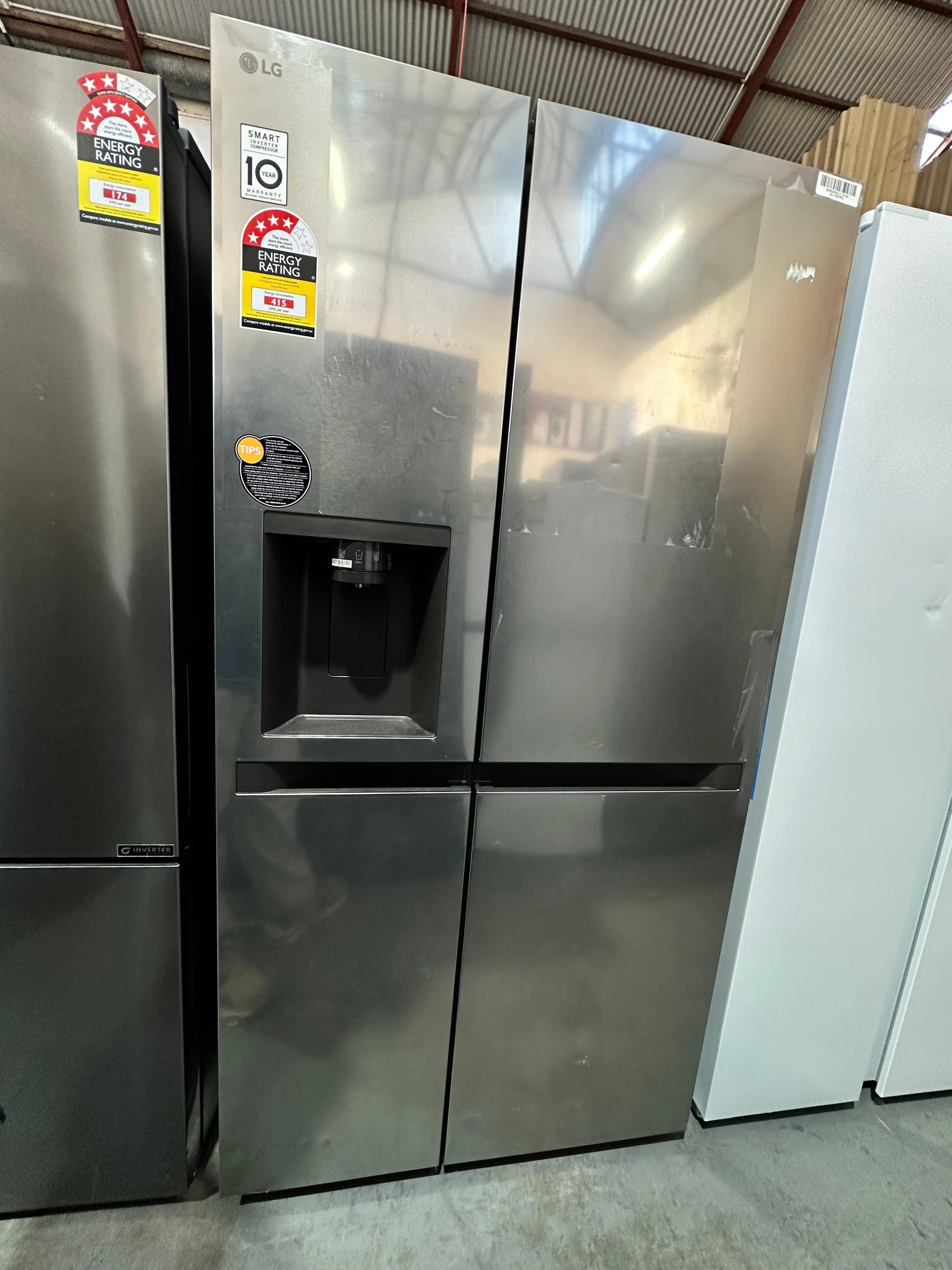 Factory Seconds LG 641L Side-by-Side Fridge Freezer