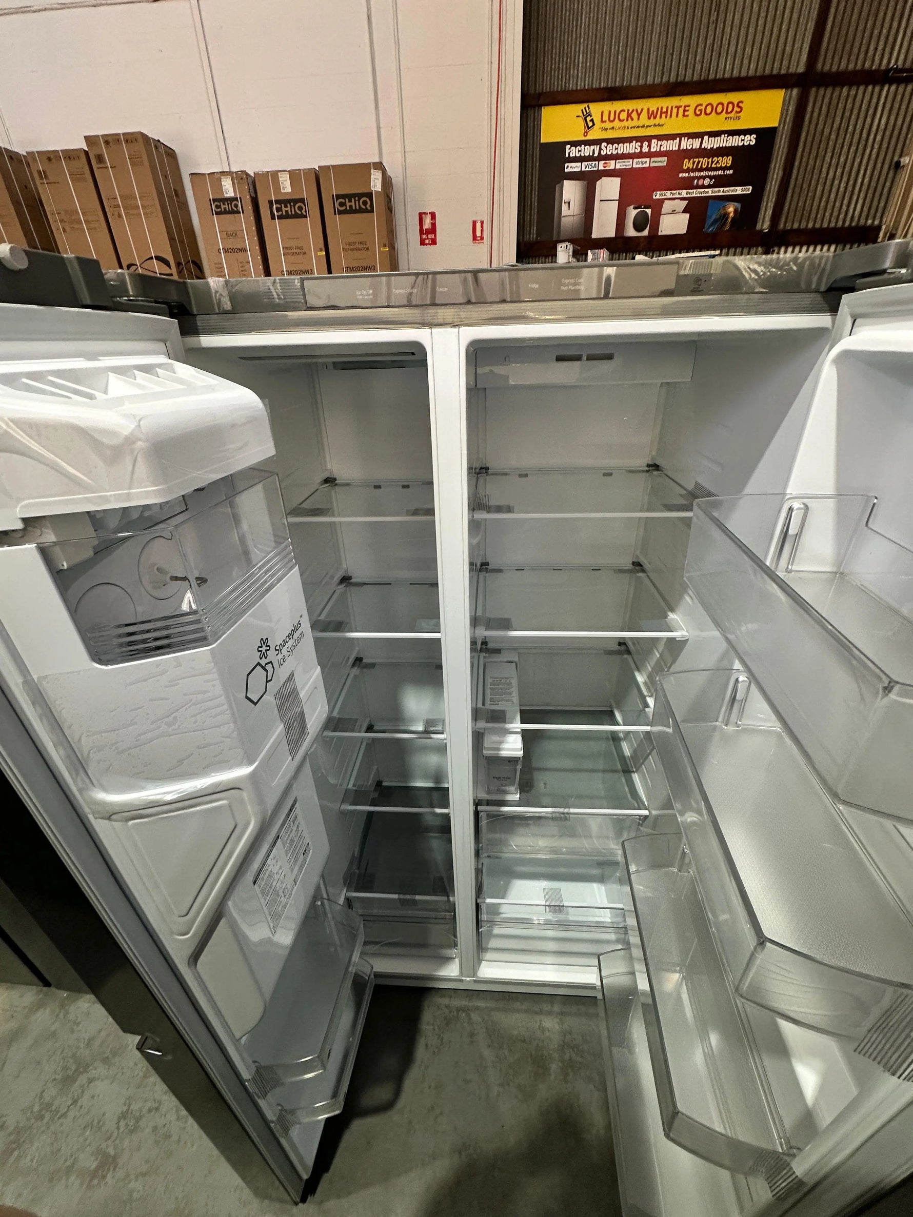 Factory Seconds LG 641L Side-by-Side Fridge Freezer | ADELAIDE