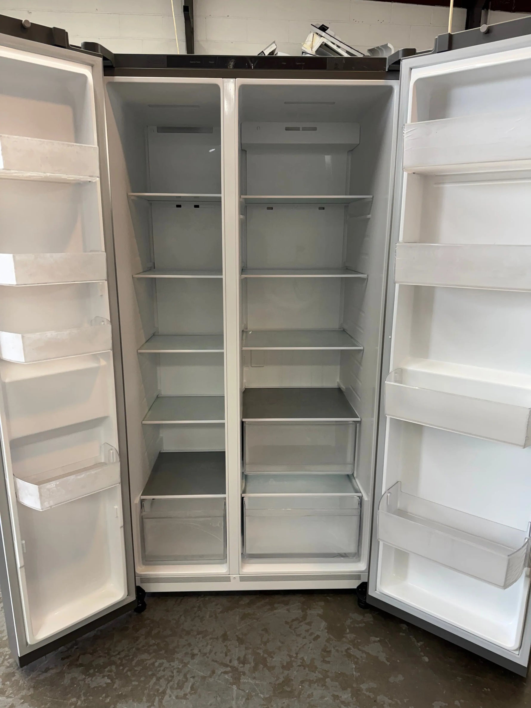 Factory Seconds LG 664L Side by Side Fridge Stainless Steel GS-B599PL | SYDNEY