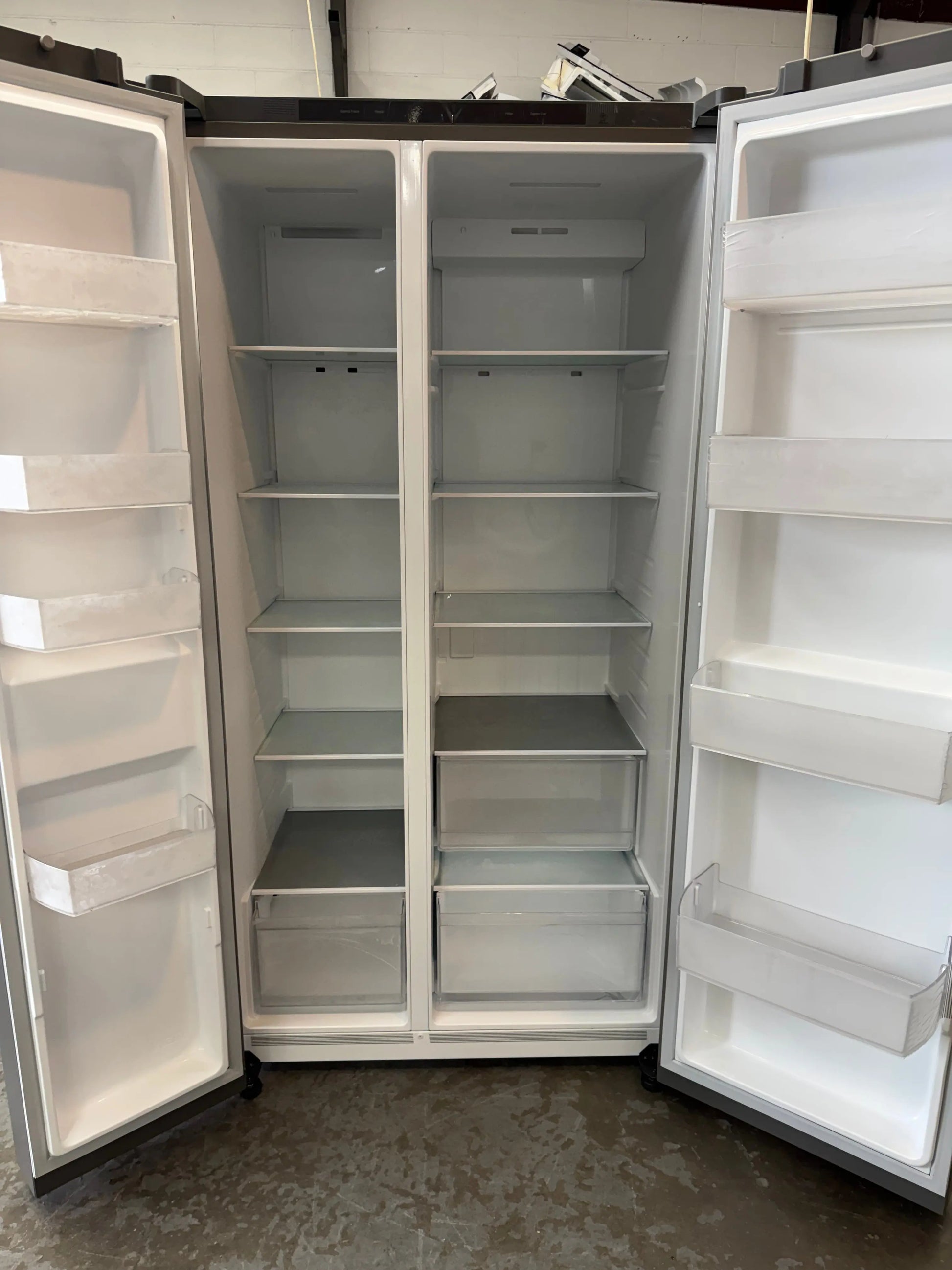 Factory Seconds LG 664L Side by Side Fridge Stainless Steel GS-B599PL | SYDNEY