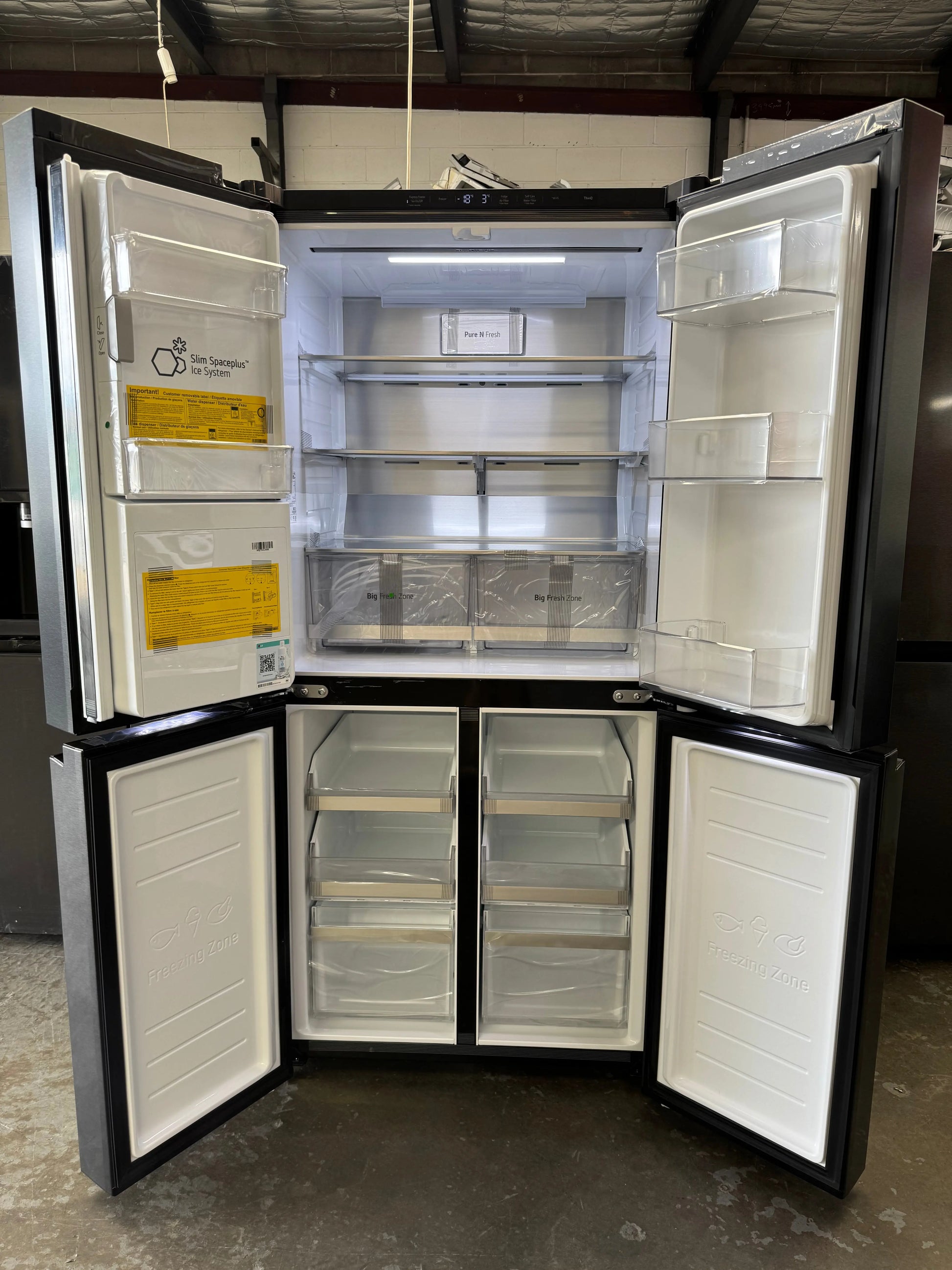 Factory Seconds LG LG 506L French Door Fridge with Slim In-Door Ice and Water Dispenser Matte Black GF-L500MBL | SYDNEY