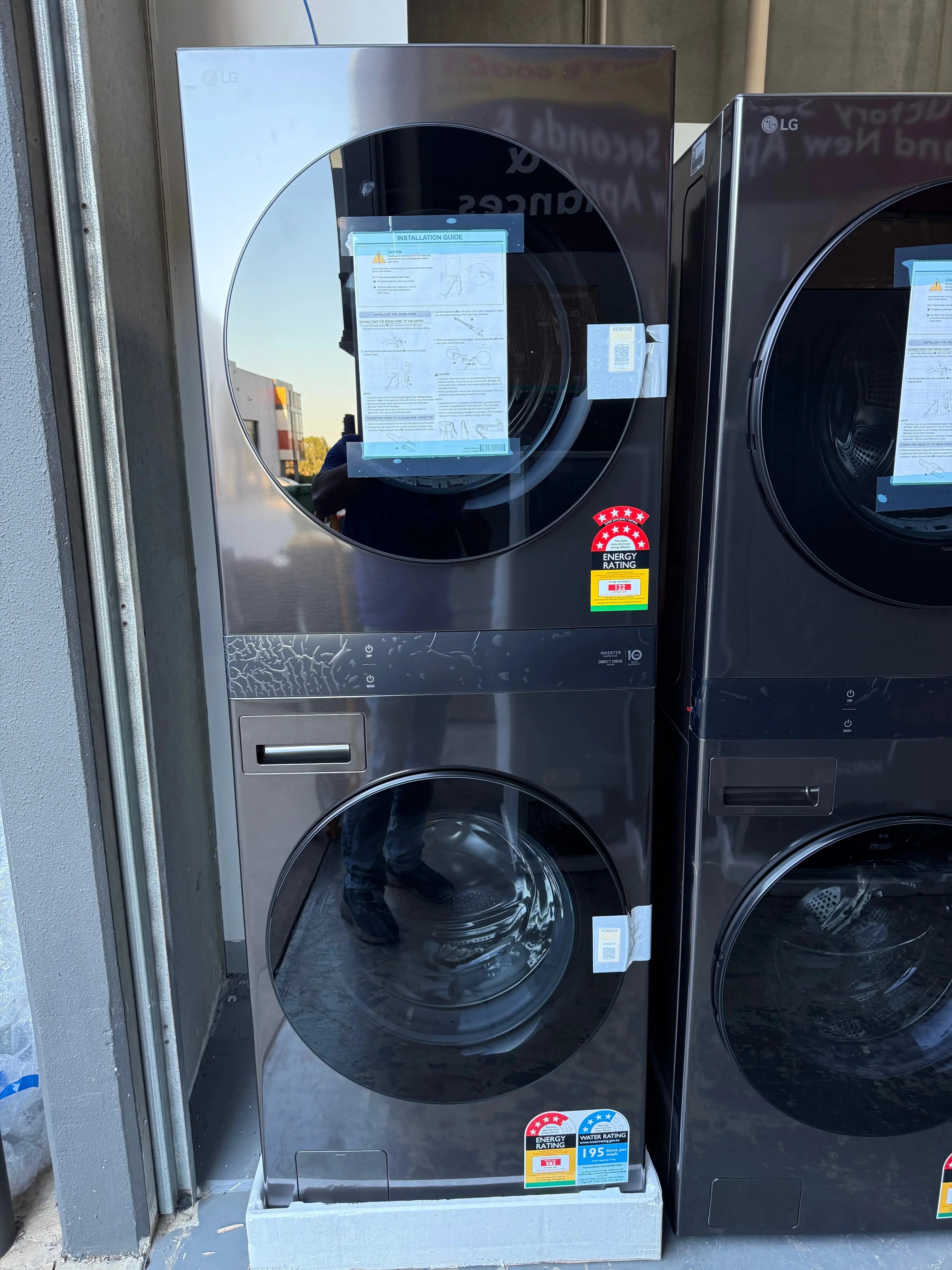 Factory Seconds LG WashTower 19kg/10Kg All‑In‑One Stacked Washer & Dryer – WWT‑1910B (Black Steel) | MELBOURNE