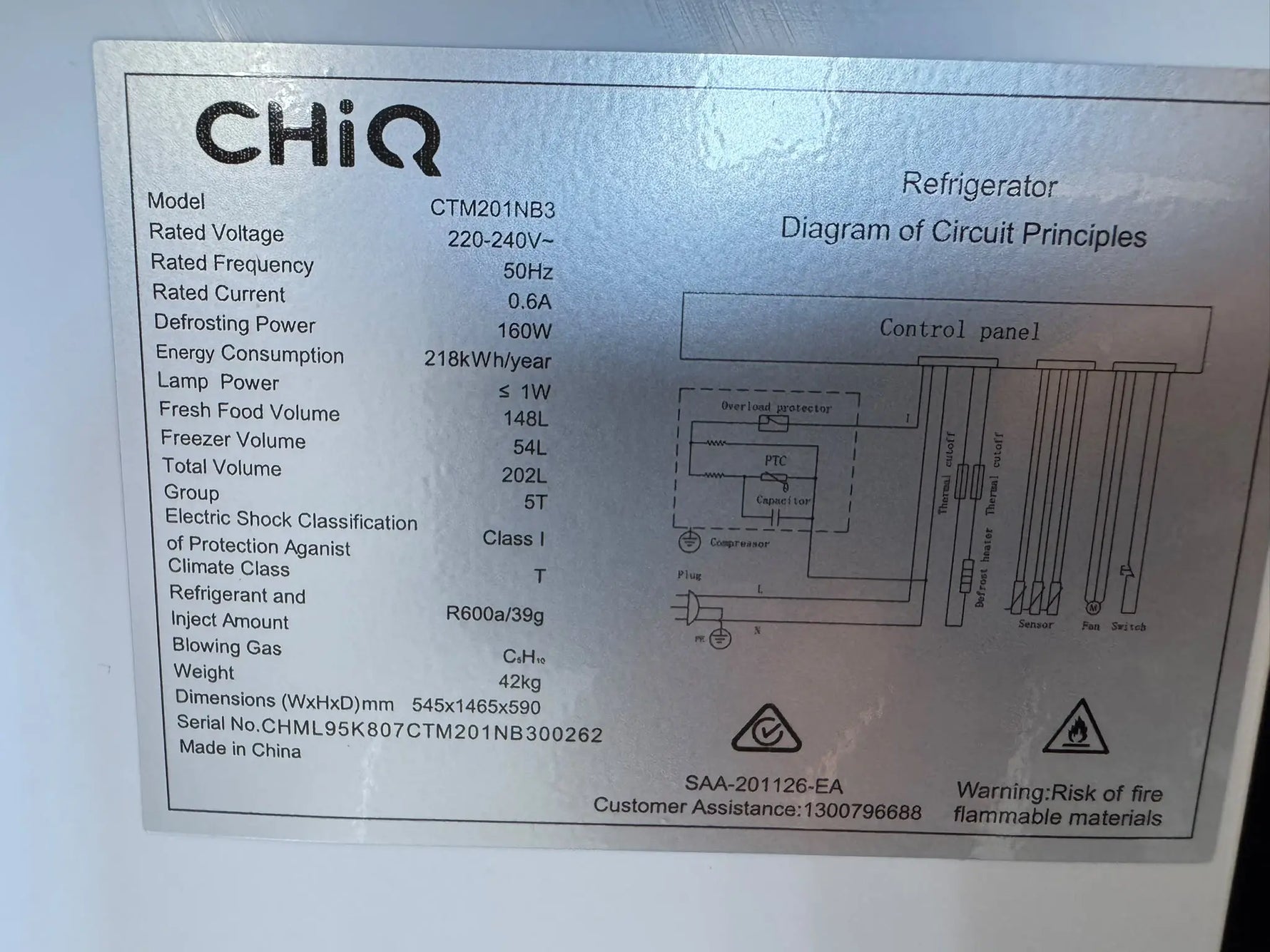 Factory Seconds Modern CHiQ 202L Top Mount Fridge Freezer | PERTH