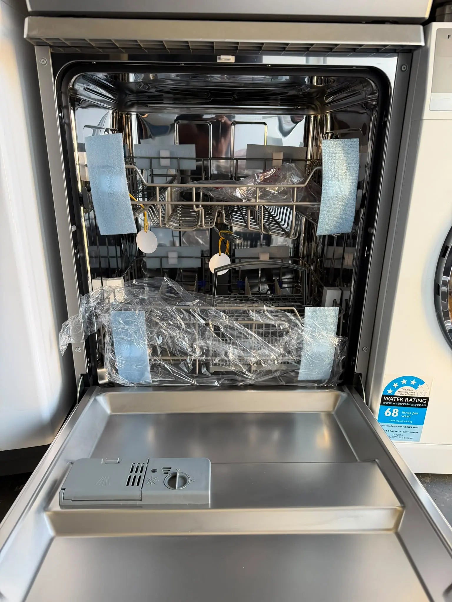 Factory Seconds Stirling 12-Place Setting Dishwasher | BRISBANE