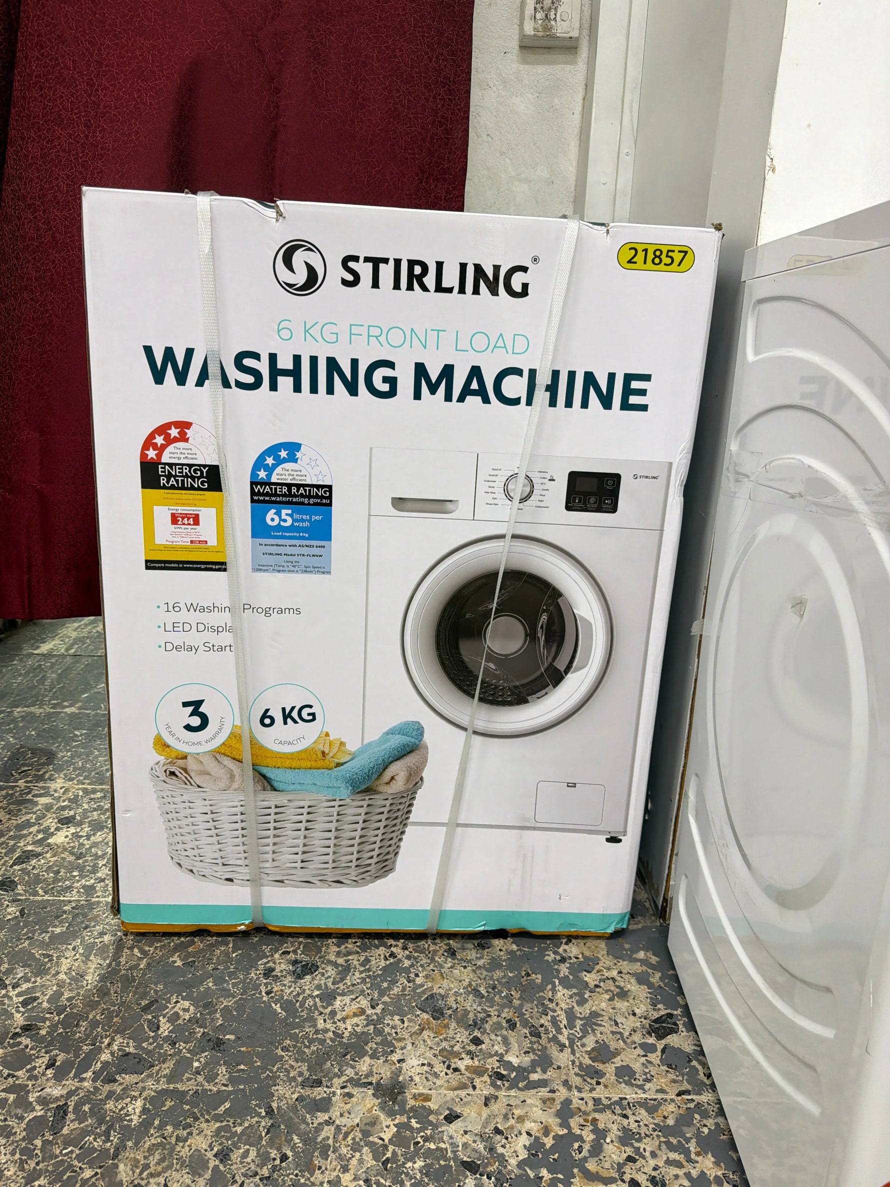 Factory Seconds Stirling 6Kg Front Load washing machine - 6 Months | Lucky white goods