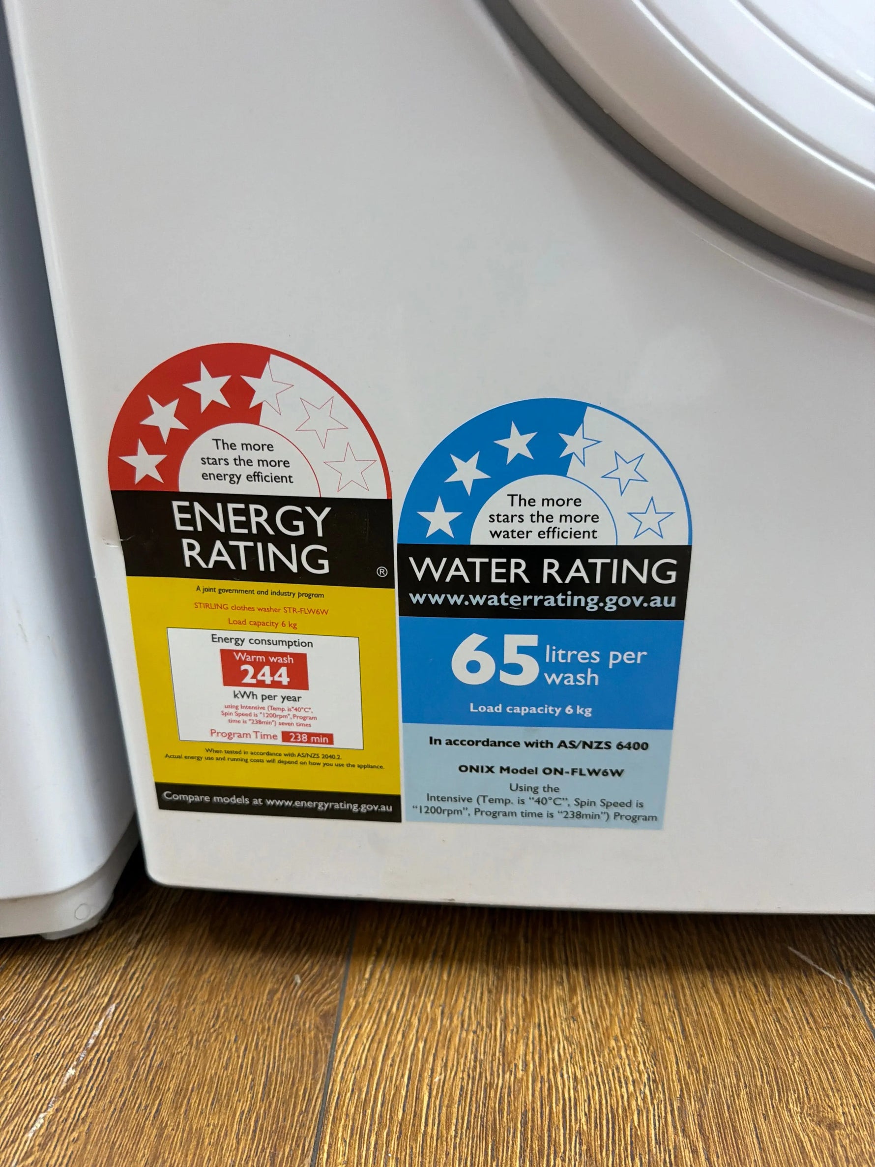 Factory Seconds Stirling 6Kg Front Load washing machine - 6 Months | Lucky white goods