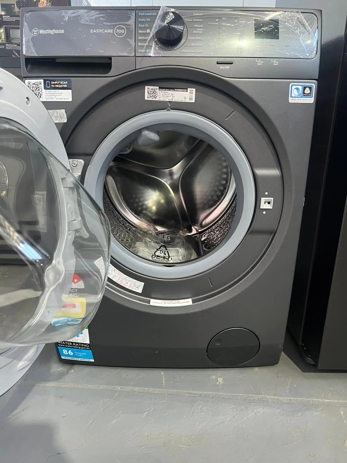 Factory Seconds Westinghouse 680 Litres quad Door Fridge Freezer WQE6170BB AND WESTINGHOUSE 10 Kgs Washing Machine WWF1044M7SA | ADELAIDE