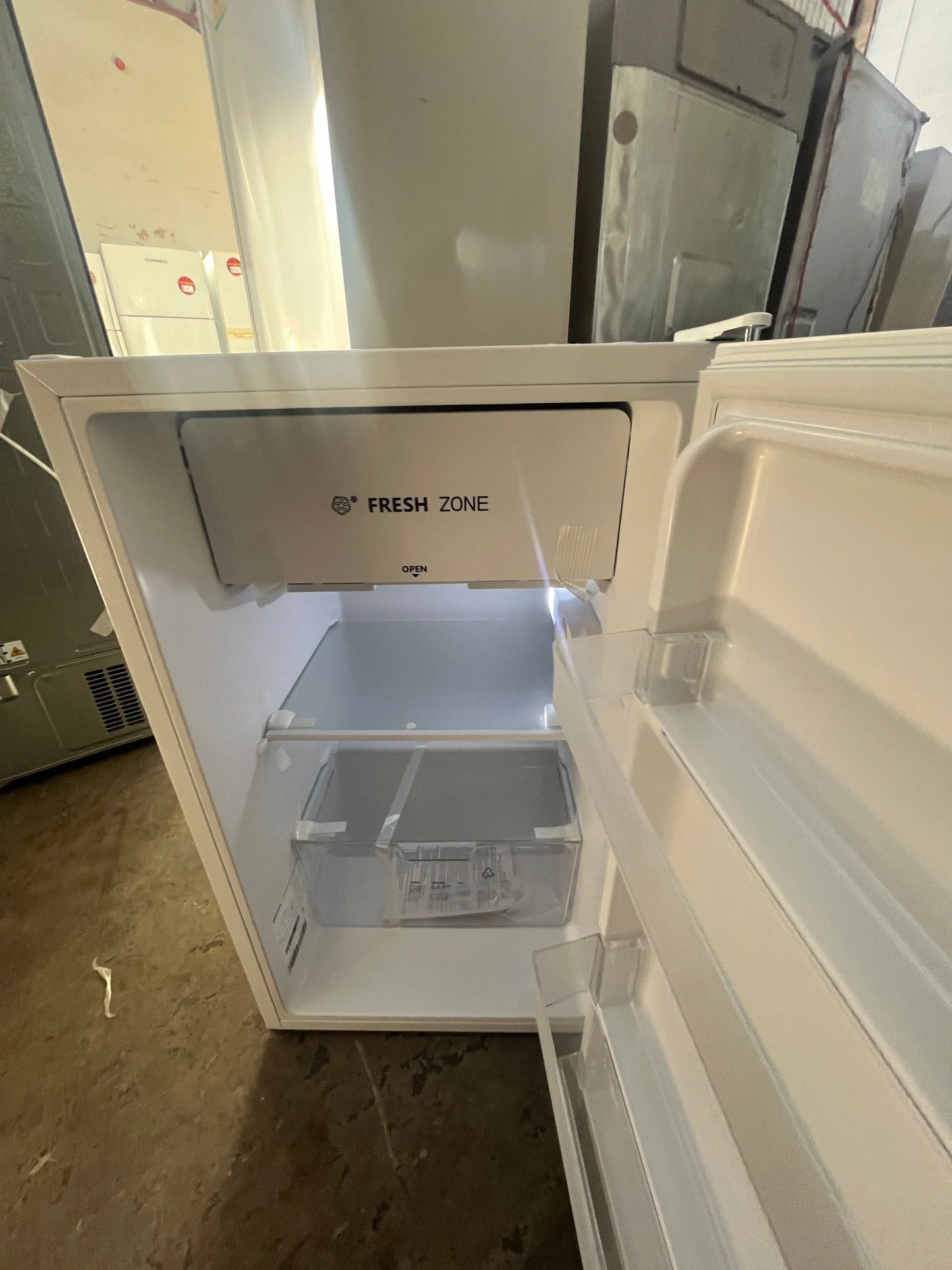 Factory second HISENSE Refrigerator HRBF|25
Volume 125 litres | ADELAIDE