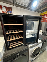 Factory second Hisense 31 bottle wine cooler | Lucky white goods