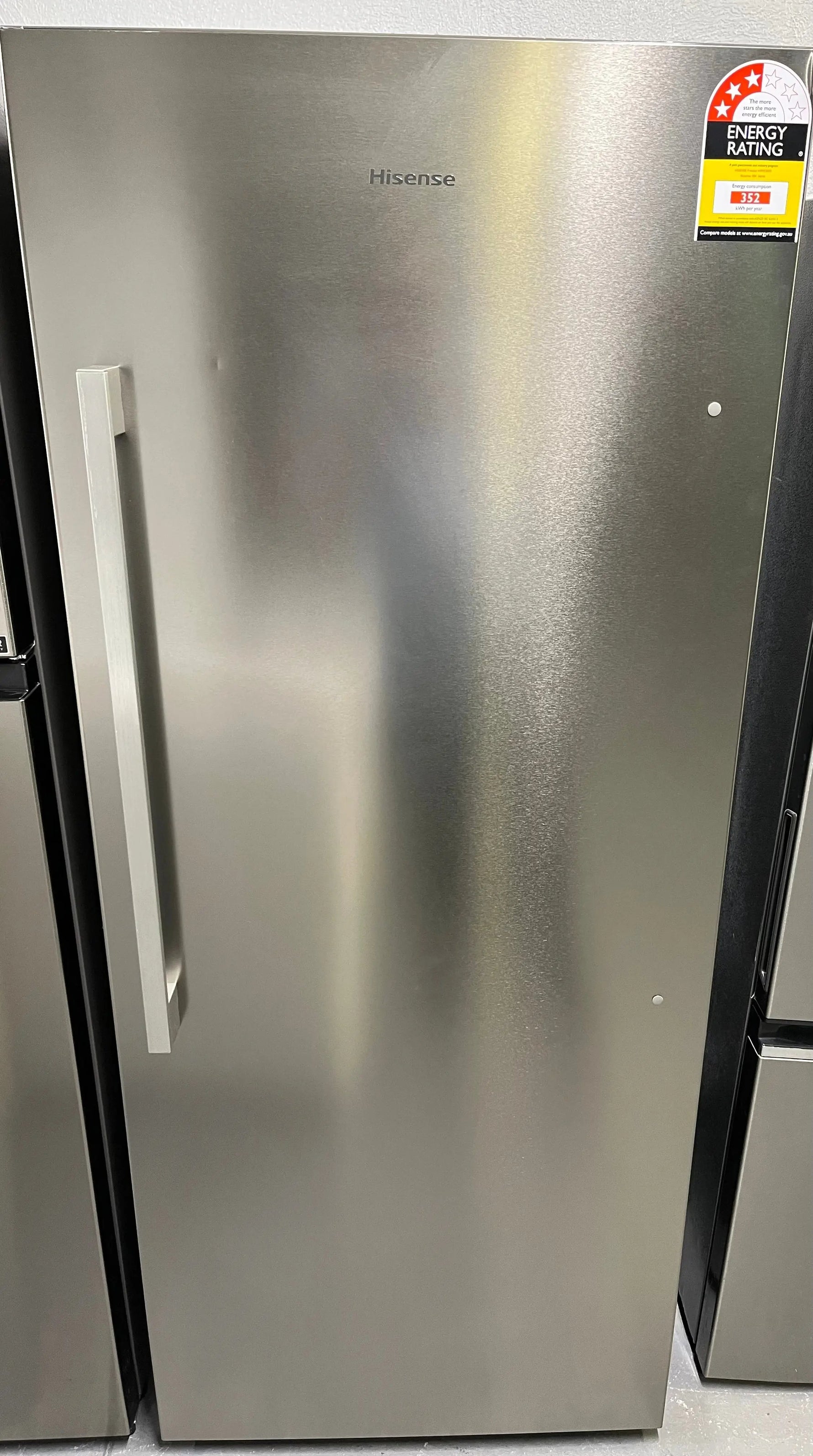 Factory second Hisense 384L upright freezer | ALEXANDRIA