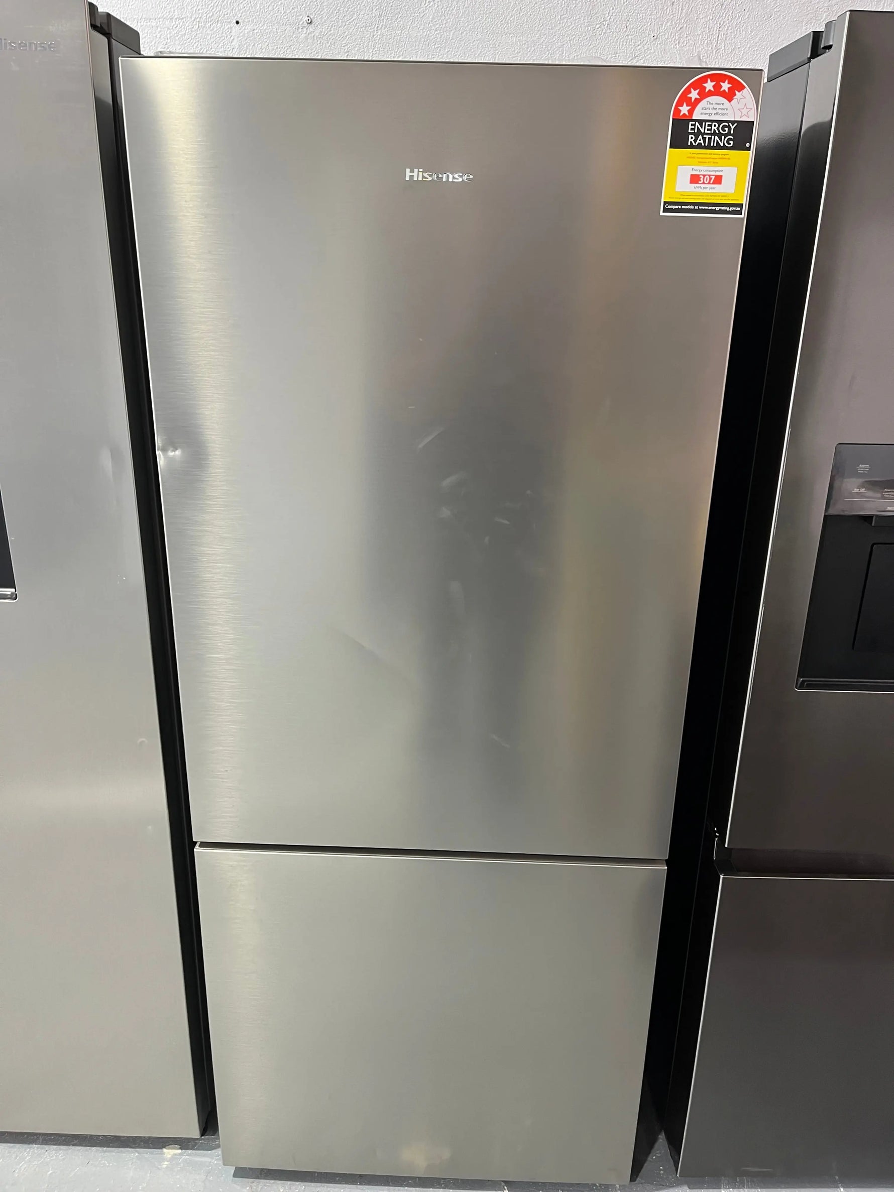 Factory second Hisense 418L bottom mount fridge freezer | ALEXANDRIA