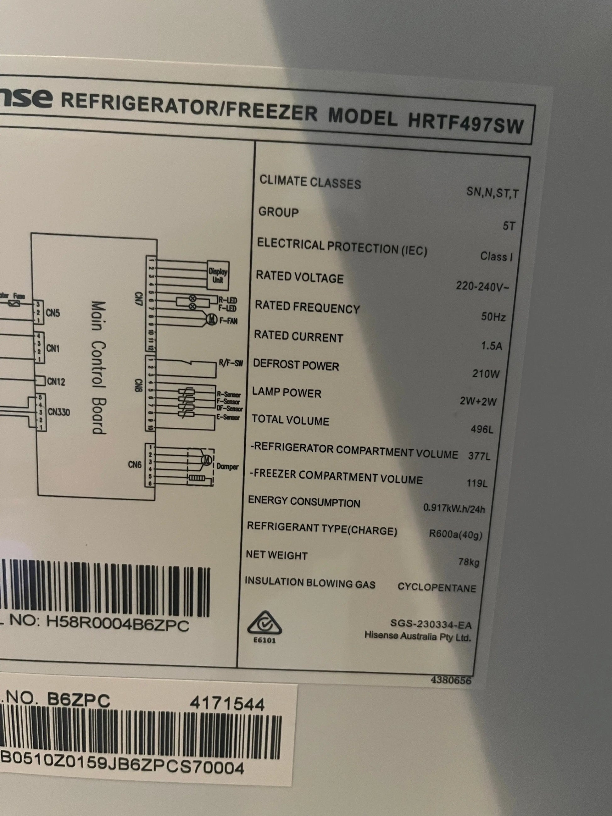 Factory second Hisense 496L fridge freezer | ALEXANDRIA
