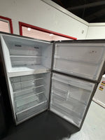 Factory second Hisense 497 ltr top mount fridge freezer