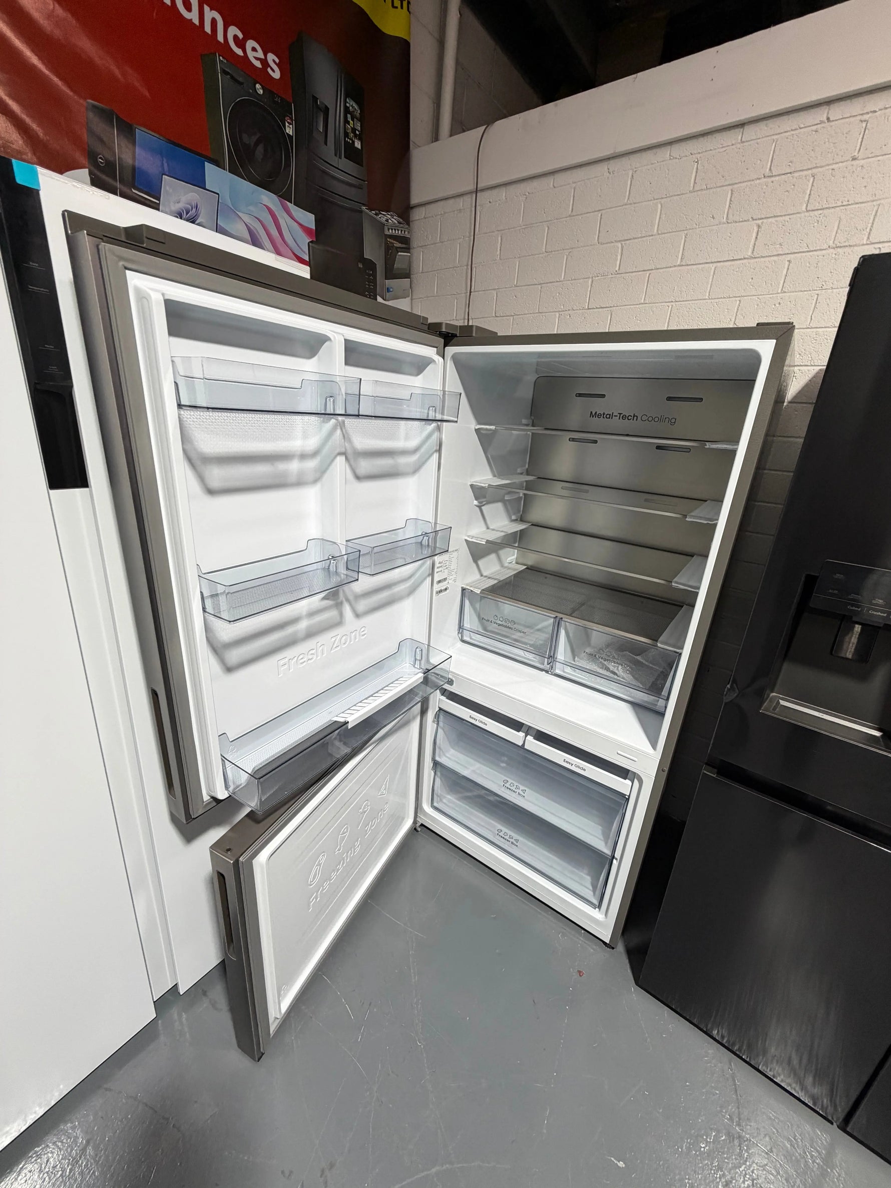 Factory second Hisense 503 ltr Bottom mount fridge freezer Model-HRBM503S