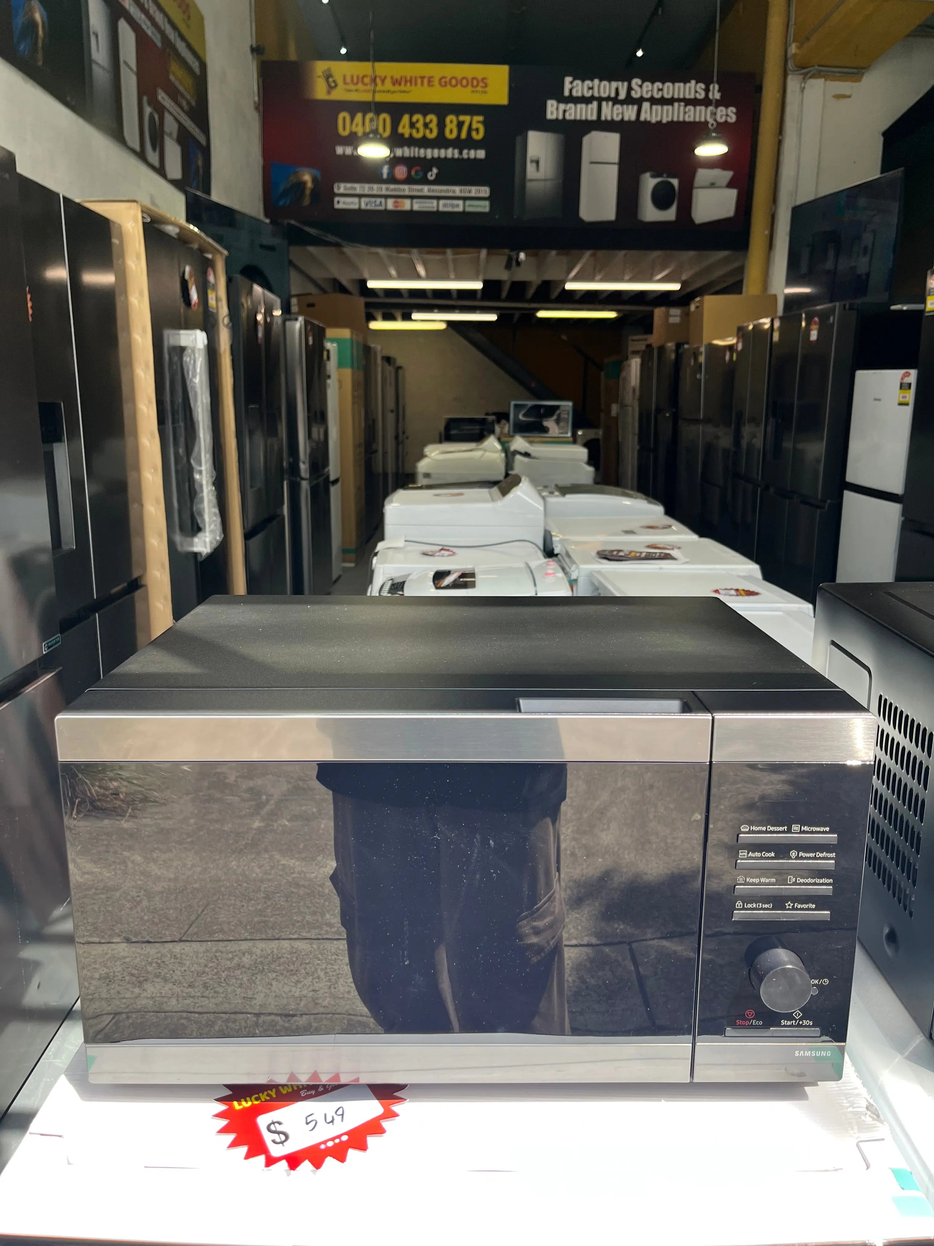 Factory second Samsung 32L Microwave with Dial & Button Control – MS32DG4504AGSA Black Stainless Steel Microwave Oven | ALEXANDRIA