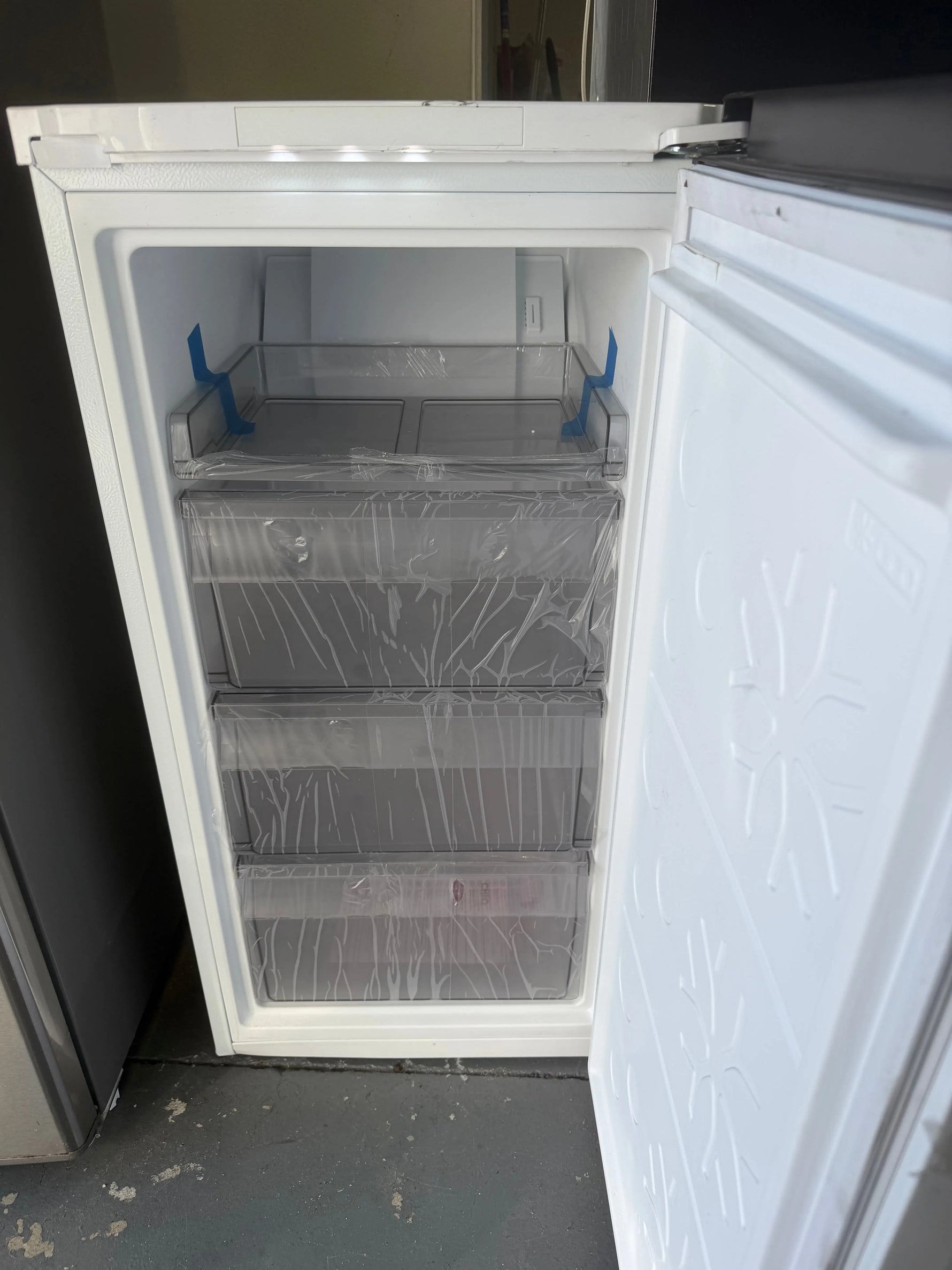 Factory second chiq 93 litres hybrid upright fridge or freezer | BRISBANE