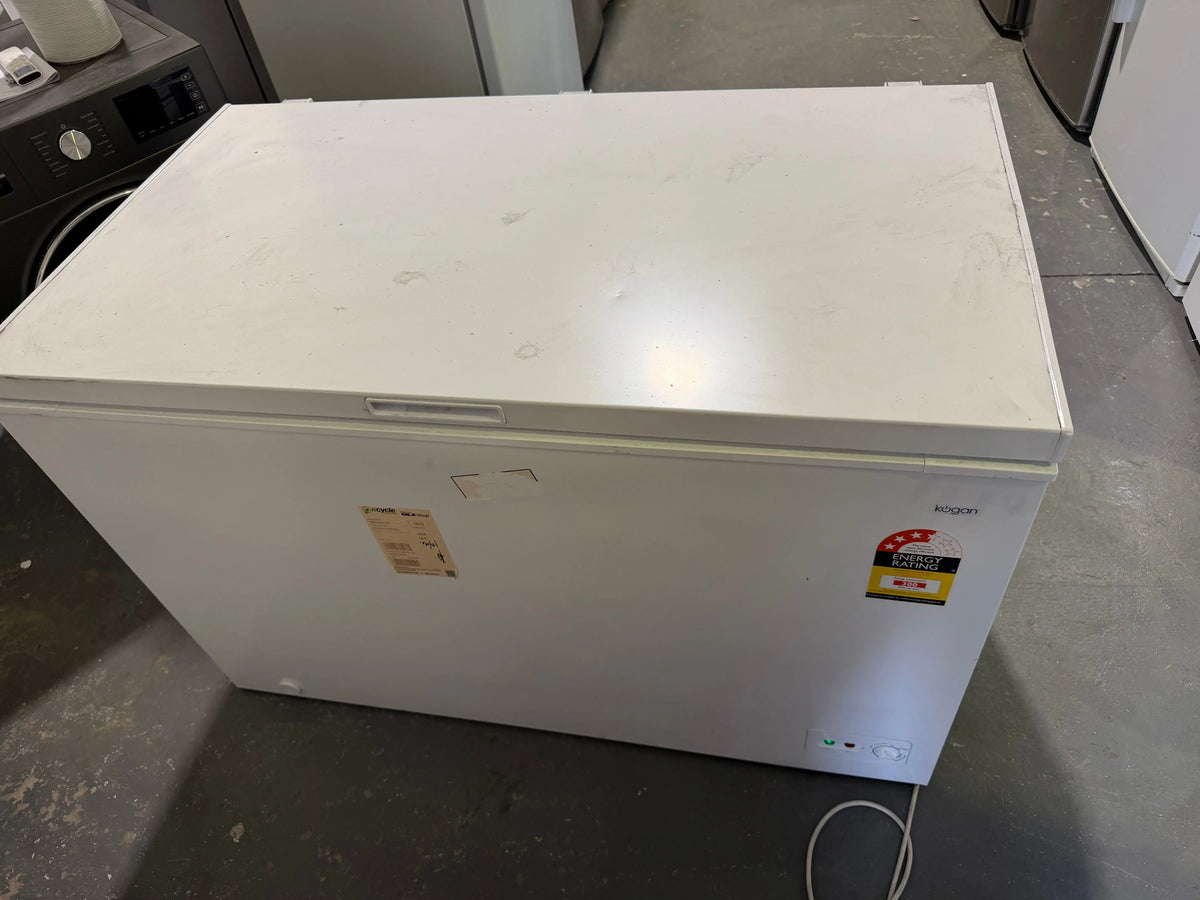 Factory second kogan 362 litres chest freezer with 6 months of warranty | BRISBANE