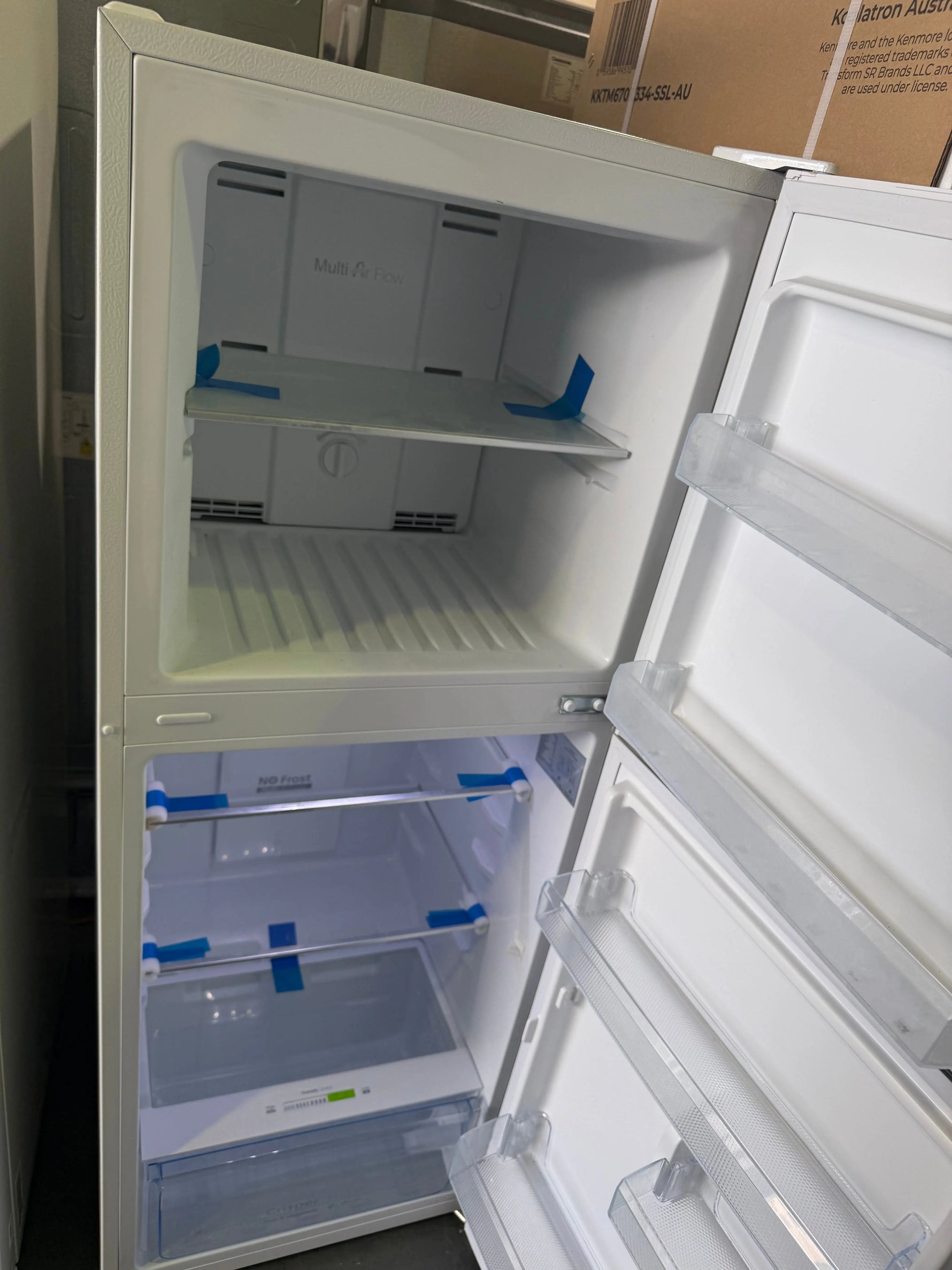 Factory seconds CHiQ 202L Top Mount Frost Free Fridge White – CTM202NW3 | BRISBANE