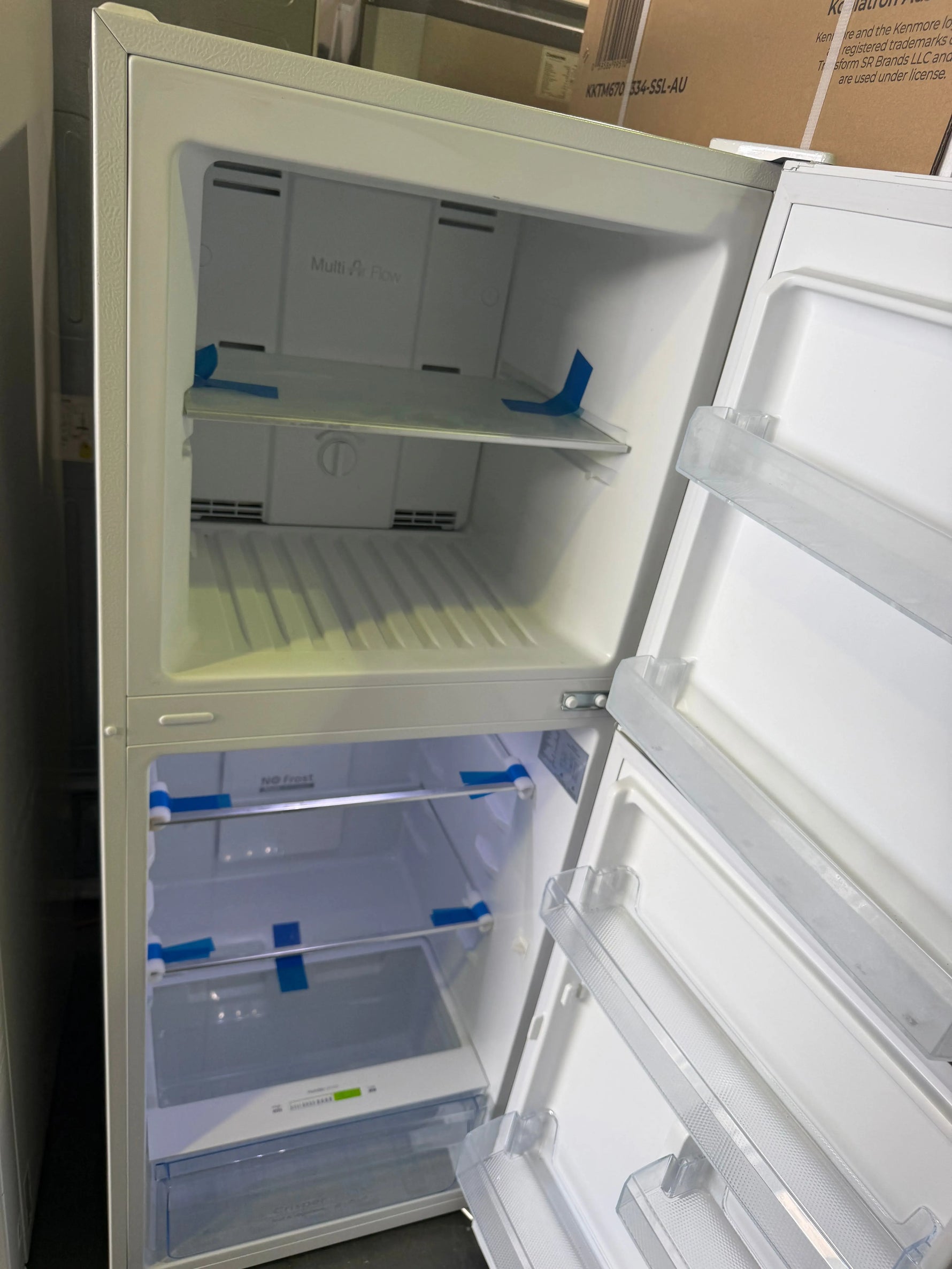 Factory seconds CHiQ 202L Top Mount Frost Free Fridge White – CTM202NW3 | BRISBANE
