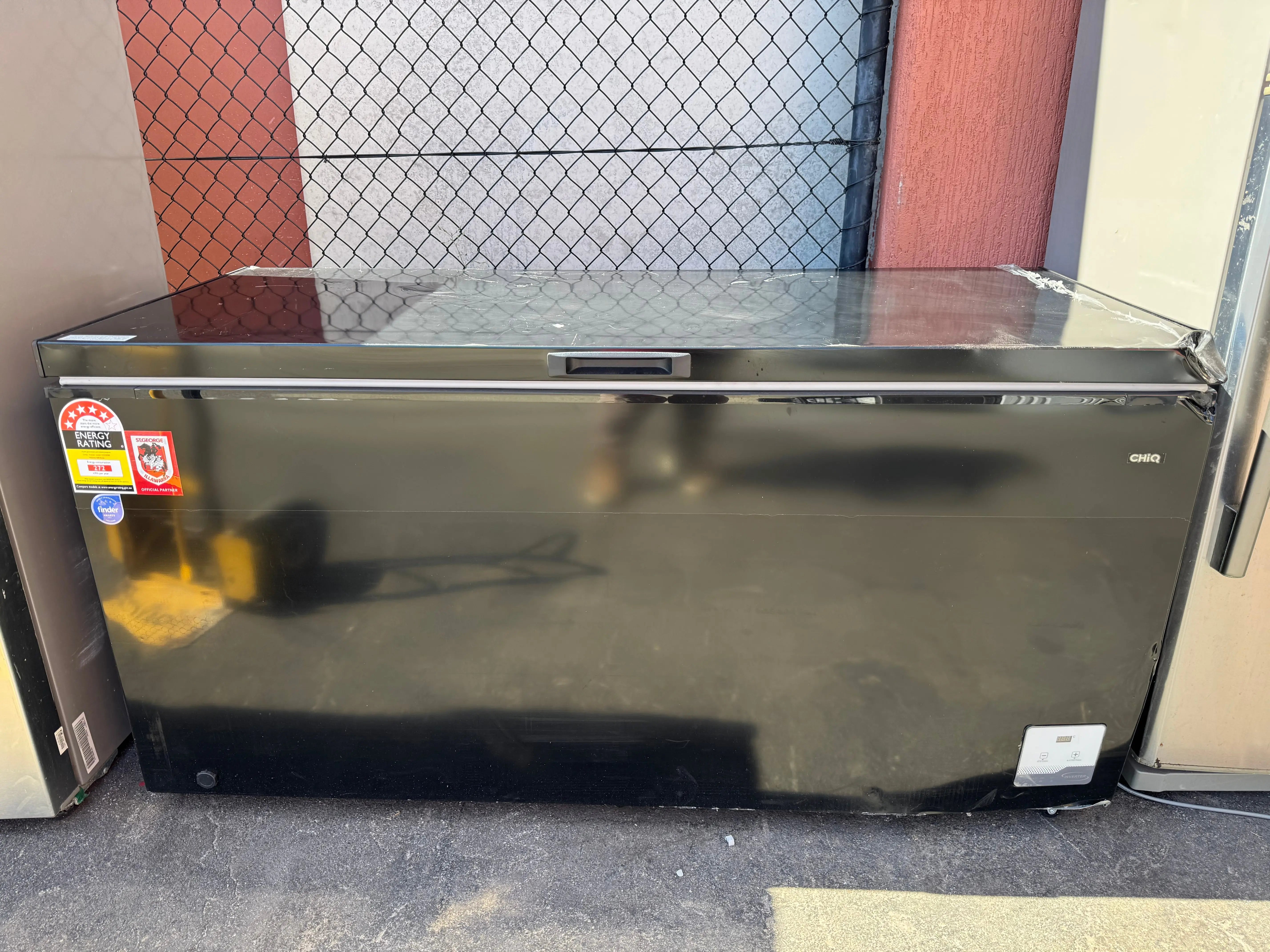 Factory seconds Chiq 500 litres chest freezer | PERTH