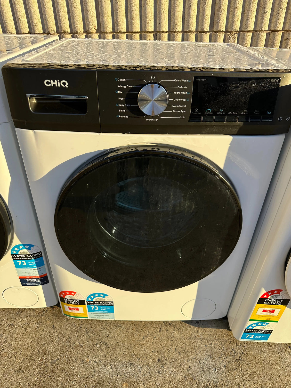 Factory seconds Chiq 8.5 kg front loader washer | SYDNEY