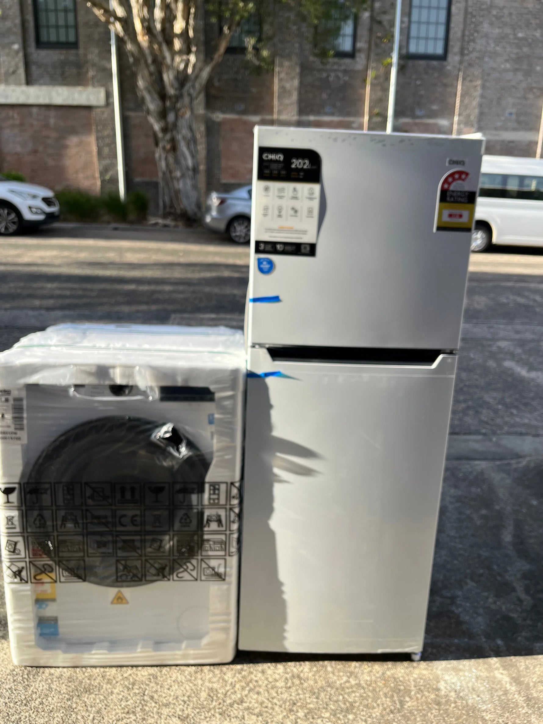 Factory seconds Fridge & Washing Machine Combo Deal | CHiQ 202L CTM202NW3 + Beko 8kg BFLB8010W | ALEXANDRIA