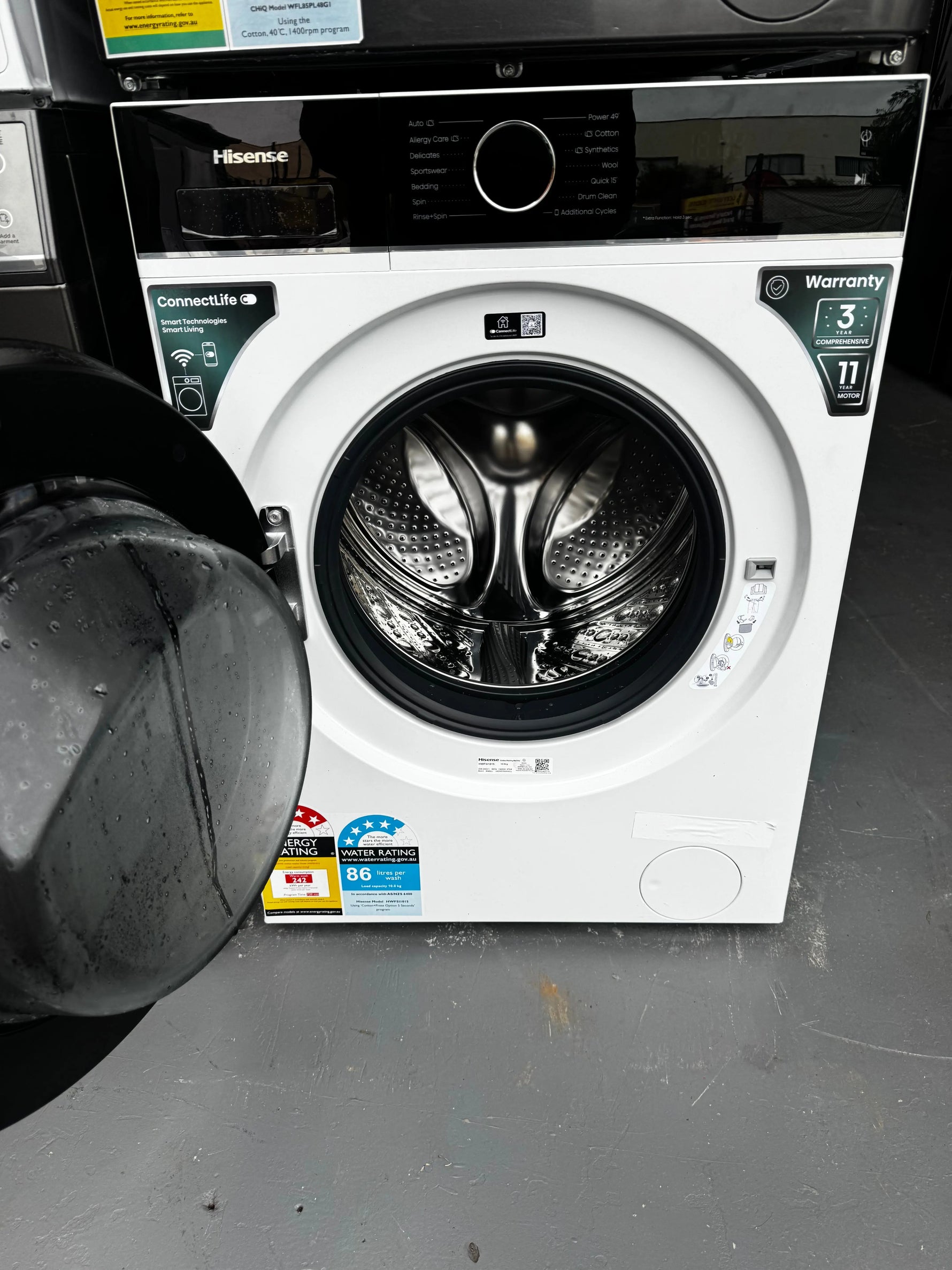 Factory seconds Hisense 10kg washing machine | PERTH