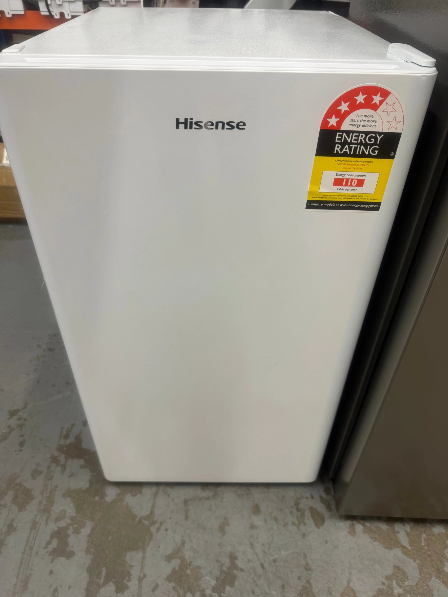 Factory seconds Hisense 124 litres Bar fridge | SYDNEY