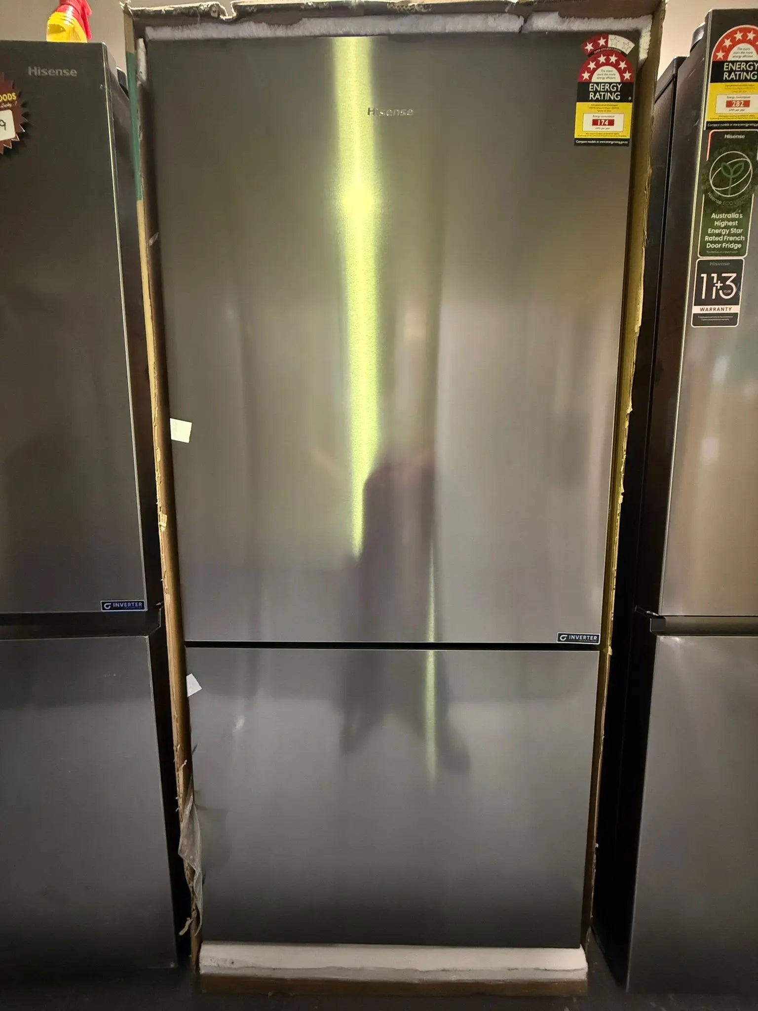 Factory seconds Hisense 503L fridge freezer | BRISBANE