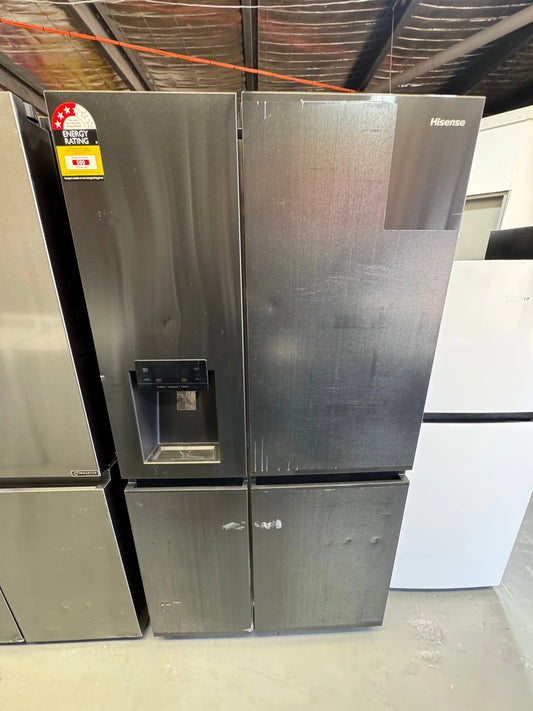 Factory seconds Hisense 632 litres fridge freezer | SYDNEY