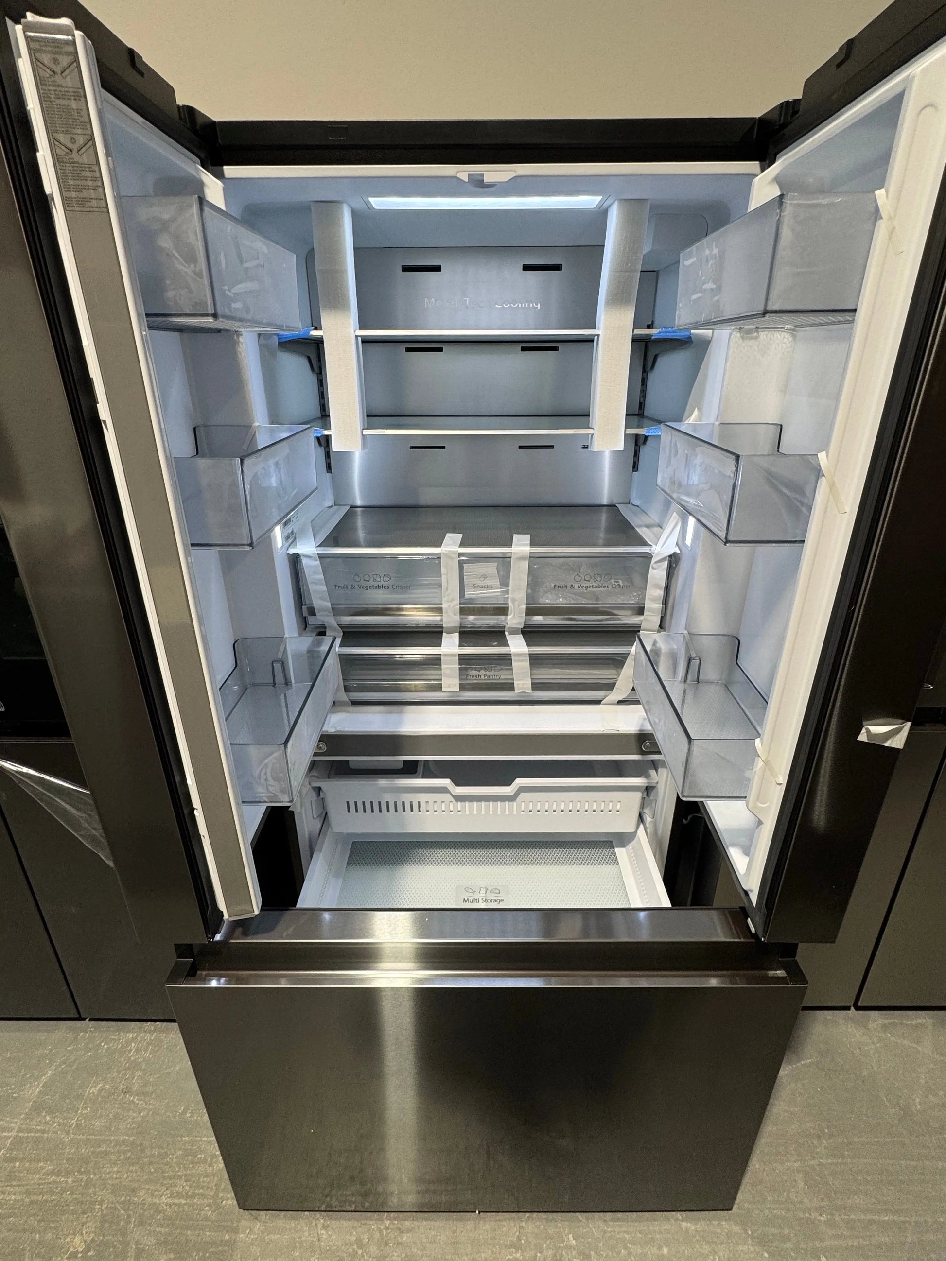 Factory seconds Hisense 634 litres fridge freezer | PERTH