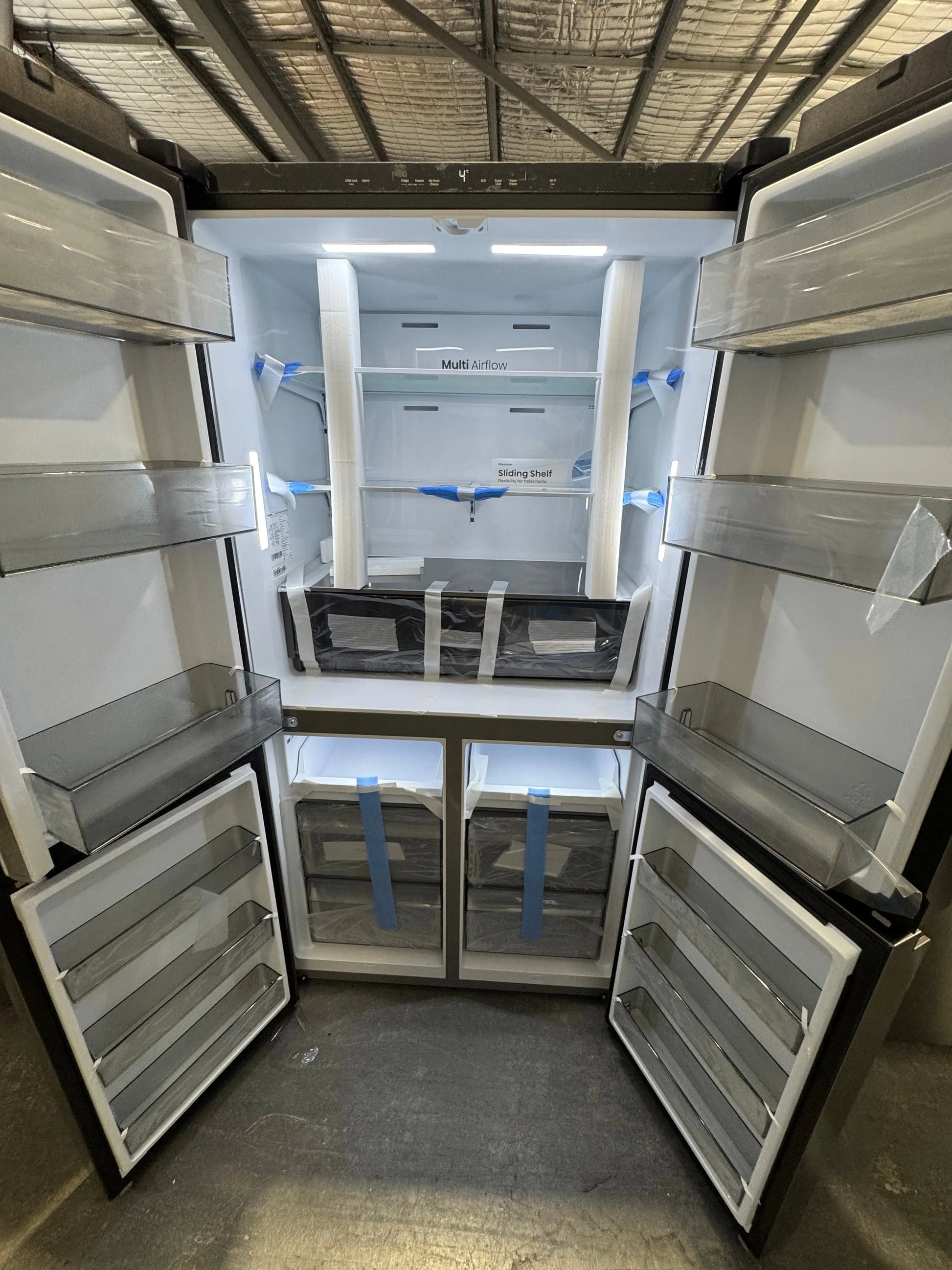 Factory seconds Hisense 647 litres fridge freezer | PERTH