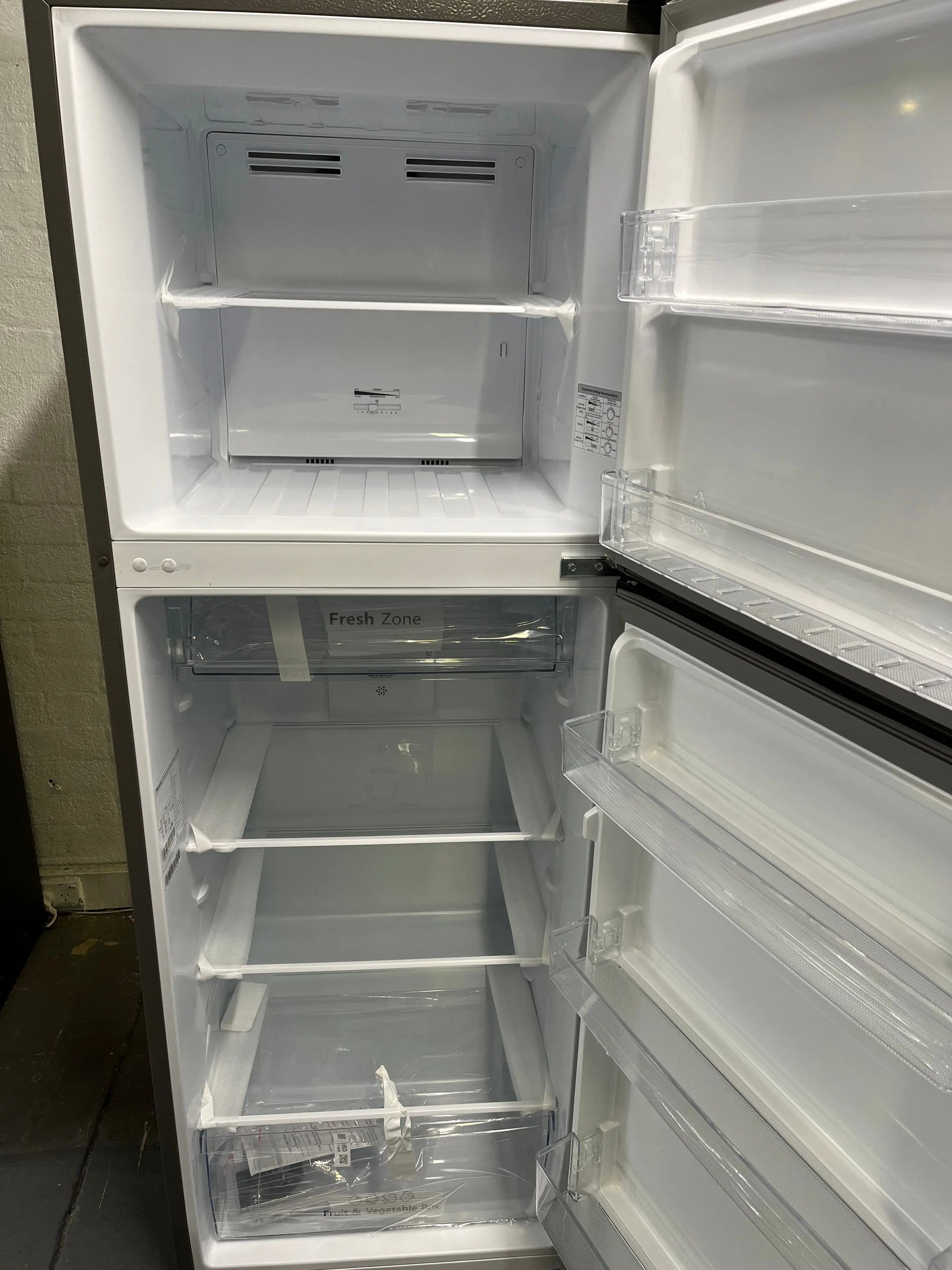 Factory seconds Hisense HRTF325S 326L Top Mount Fridge + Beko BFLB8010W 8kg Front Load Washing Machine Combo | ALEXANDRIA