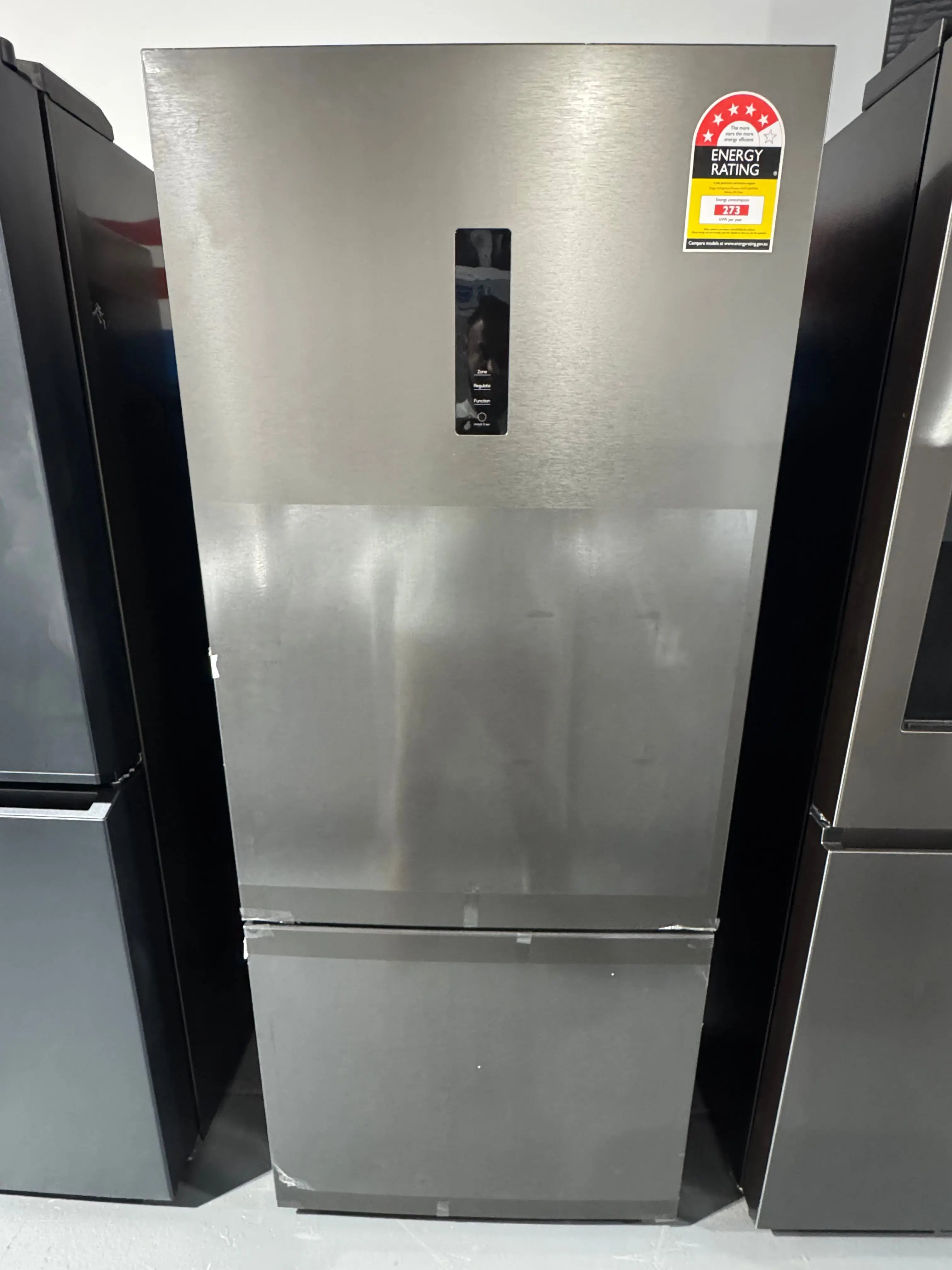 Factory seconds Kogan 416 litres fridge freezer | PERTH