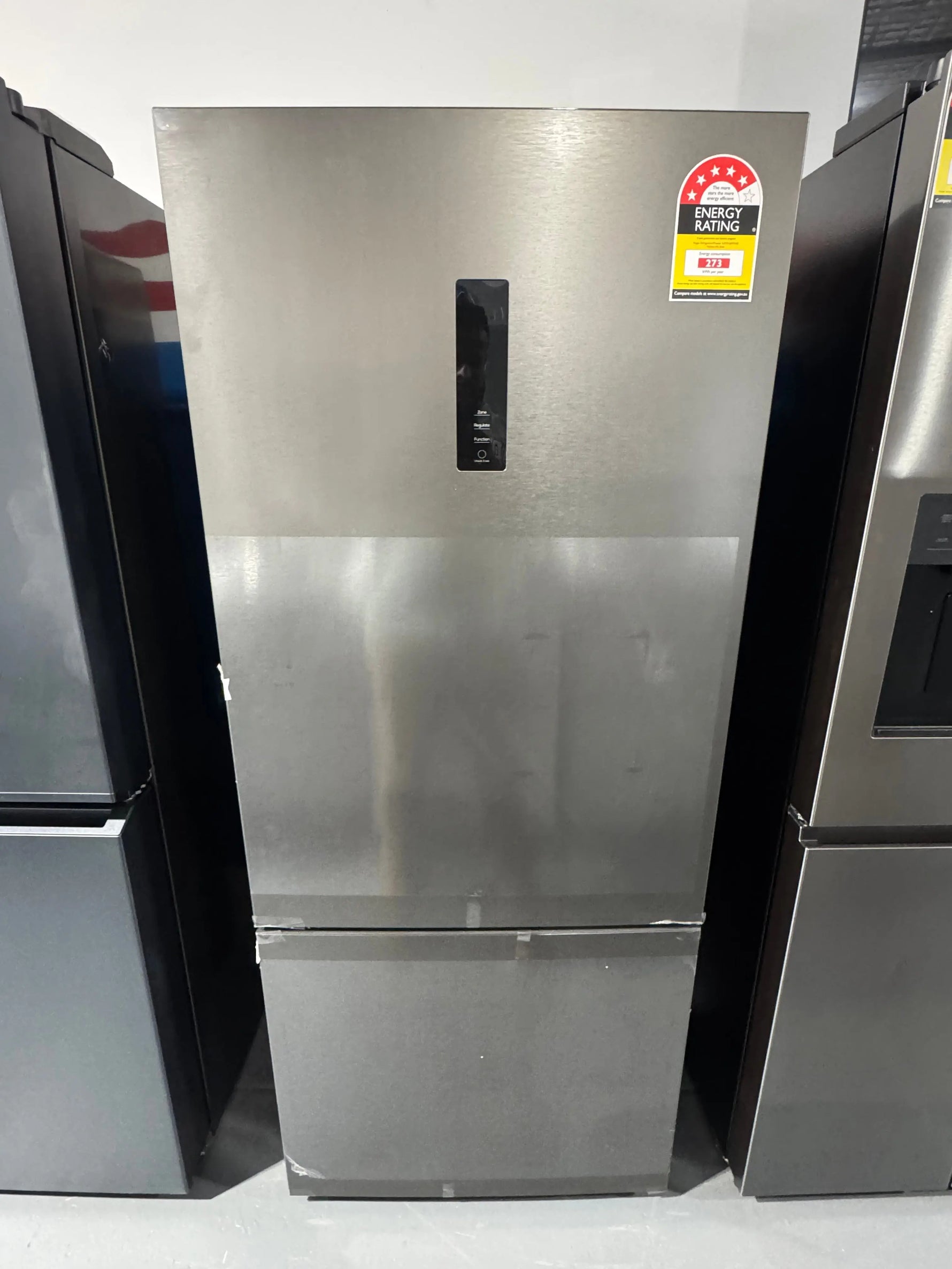 Factory seconds Kogan 416 litres fridge freezer | PERTH
