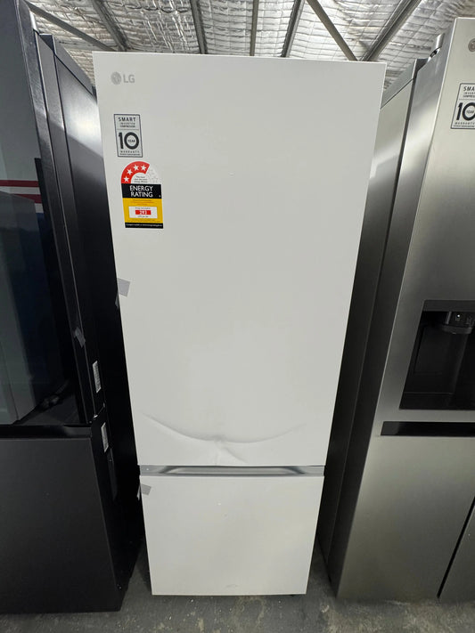 Factory seconds LG 335 litres fridge freezer | PERTH