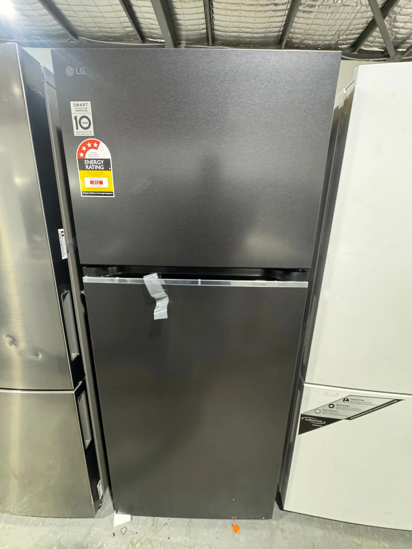 Factory seconds LG 375 litres fridge freezer | PERTH