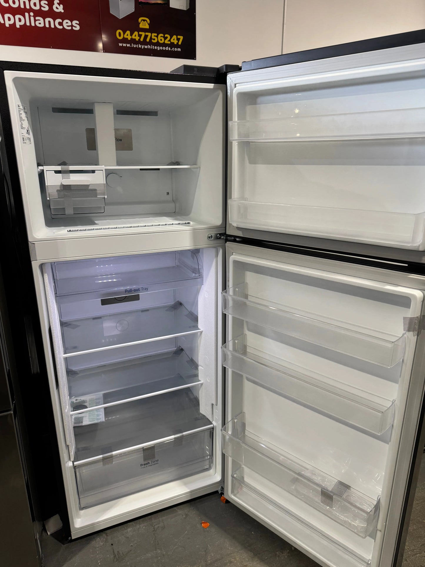 Factory seconds LG 375 litres fridge freezer | PERTH