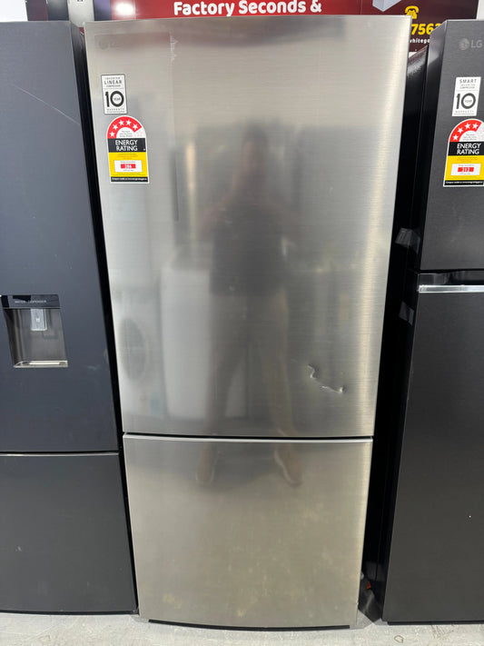 Factory seconds LG 420 litres fridge freezer | PERTH