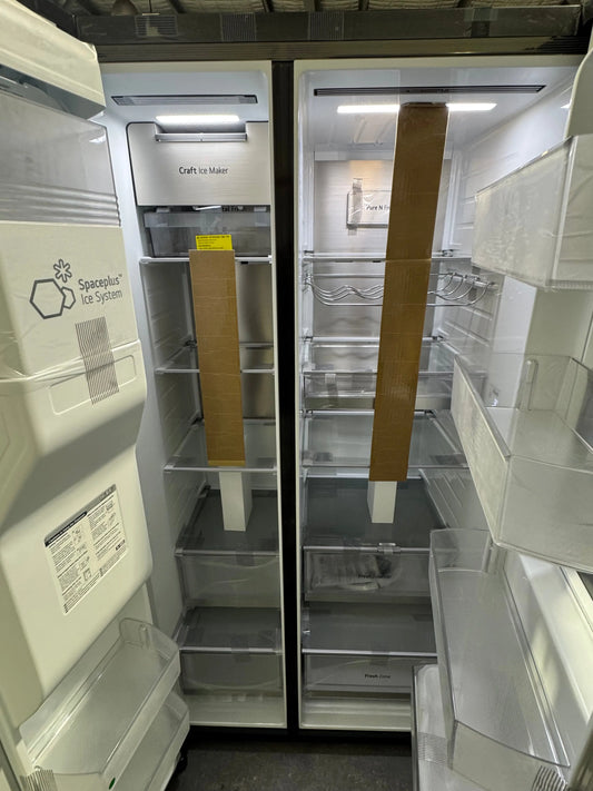 Factory seconds LG 635 litres insta view fridge freezer | PERTH