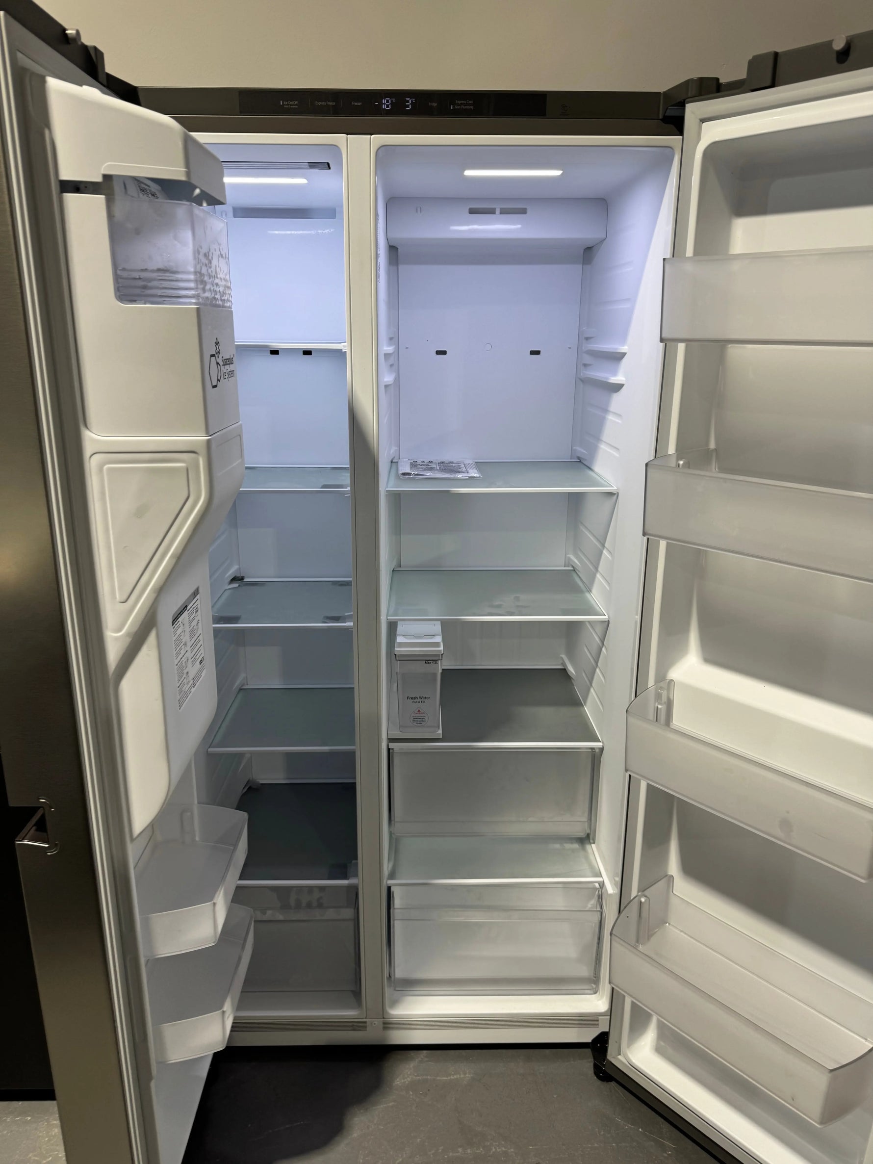 Factory seconds LG 641 litres fridge freezer | PERTH