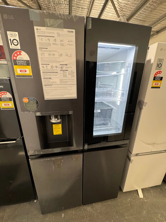 Factory seconds LG 847 litres Insta view fridge freezer | PERTH