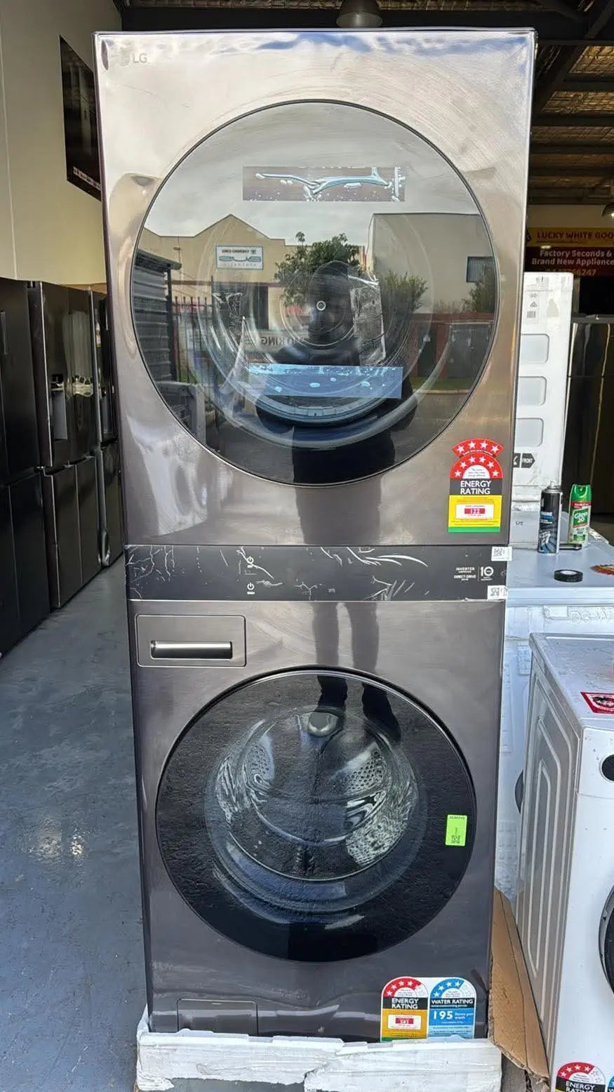Factory seconds LG washTower 19kg-10kg combo washer dryer
