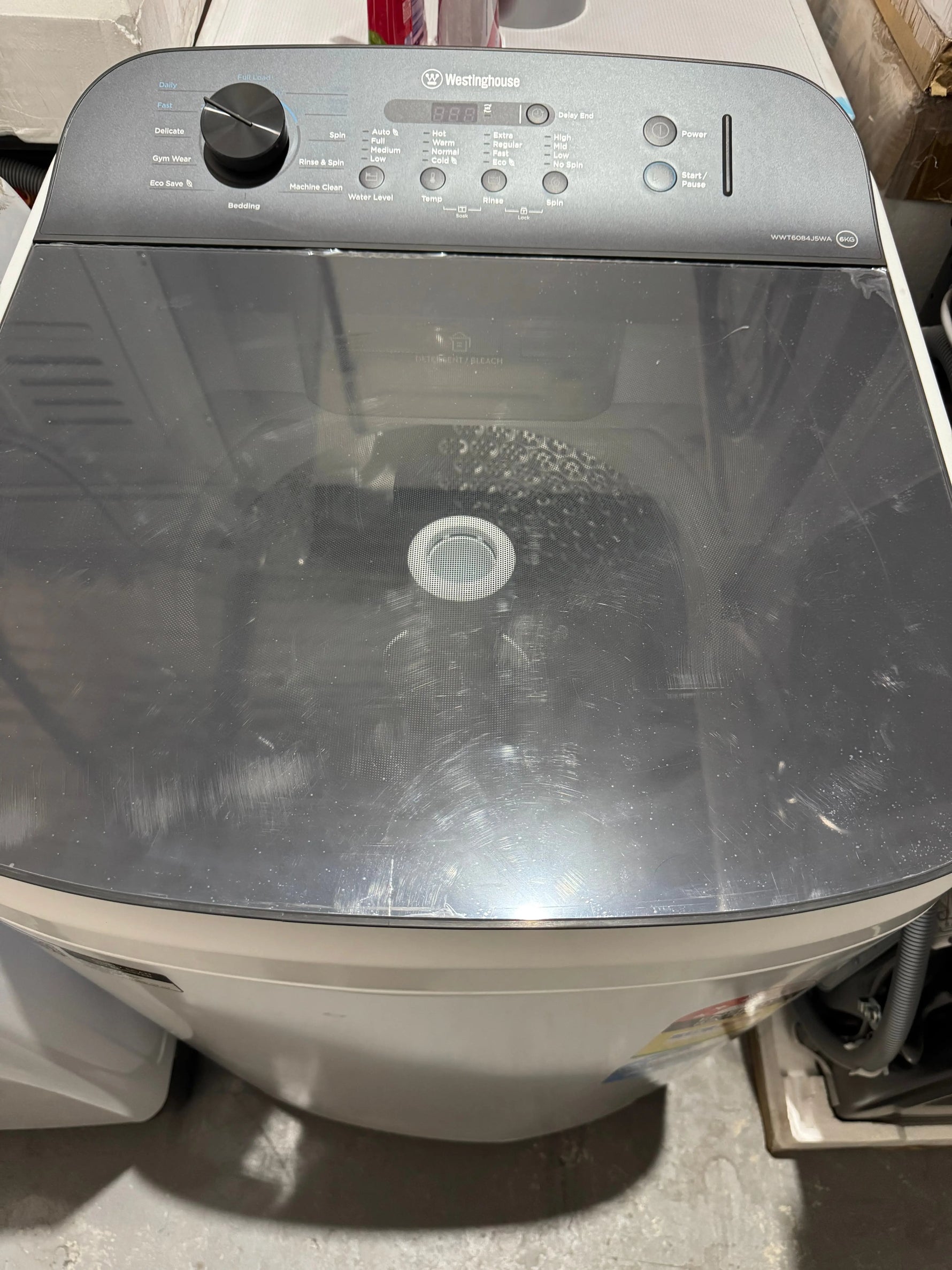 Factory seconds Westinghouse 6kg washing machine | PERTH